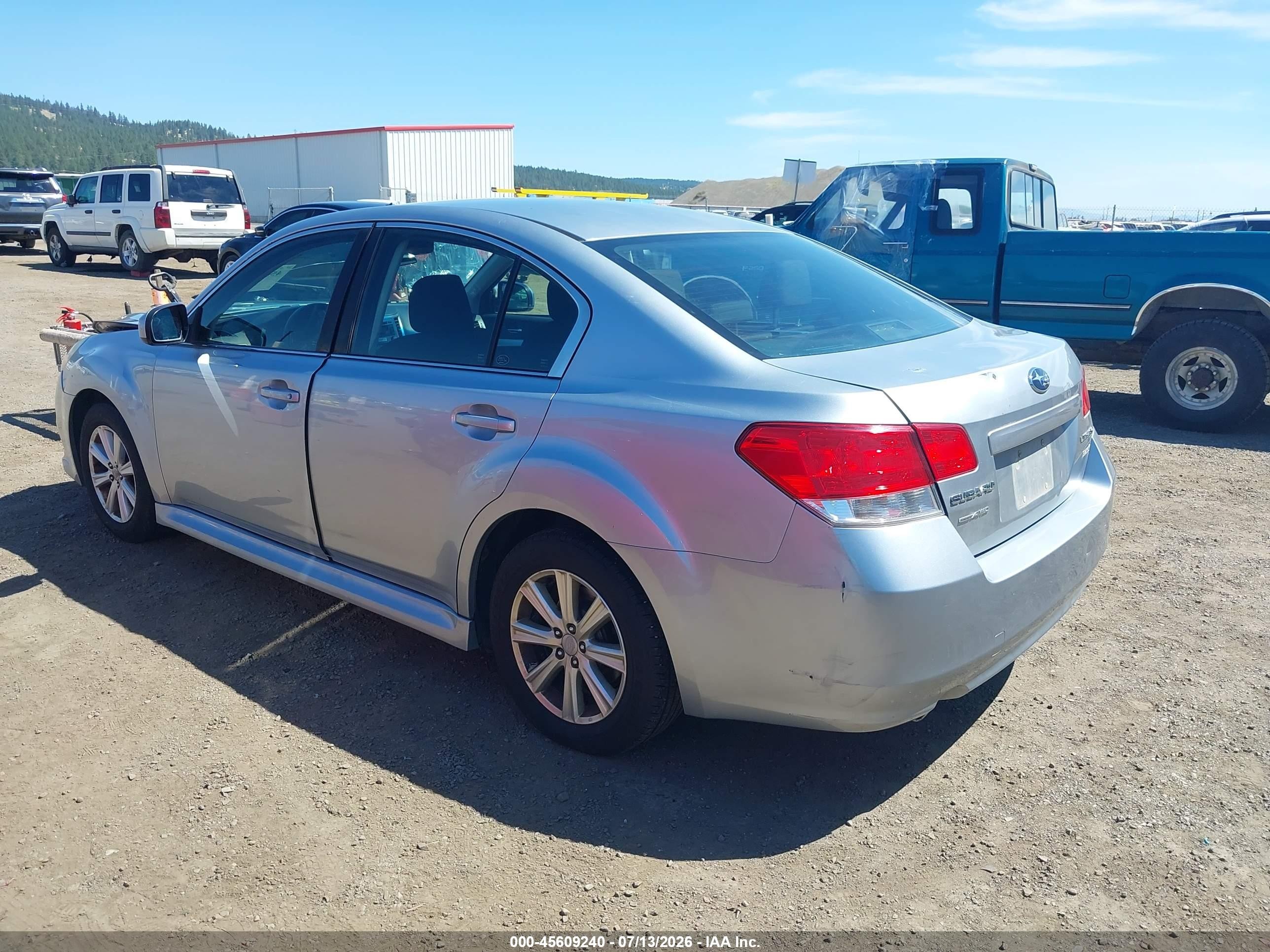 2012 Subaru Legacy 2.5i Premium Silver vin: 4S3BMBC63C3042903