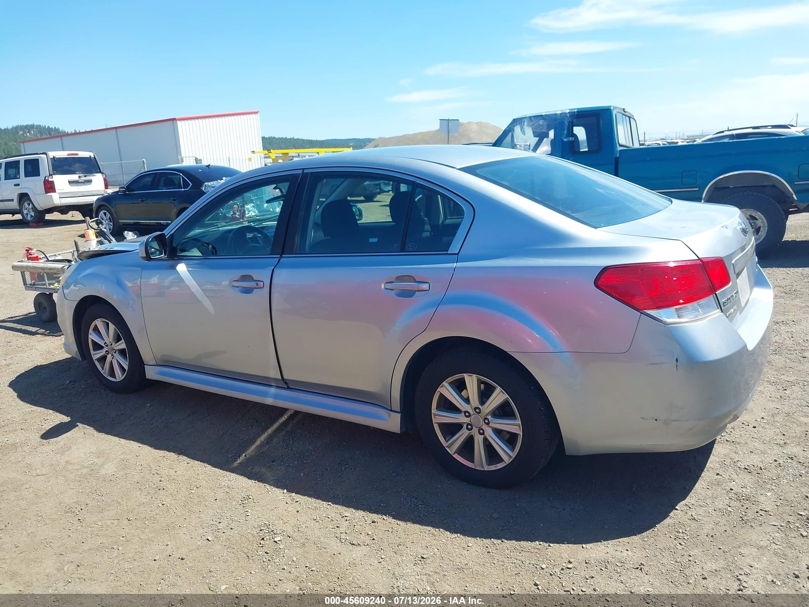 2012 Subaru Legacy 2.5i Premium Silver vin: 4S3BMBC63C3042903