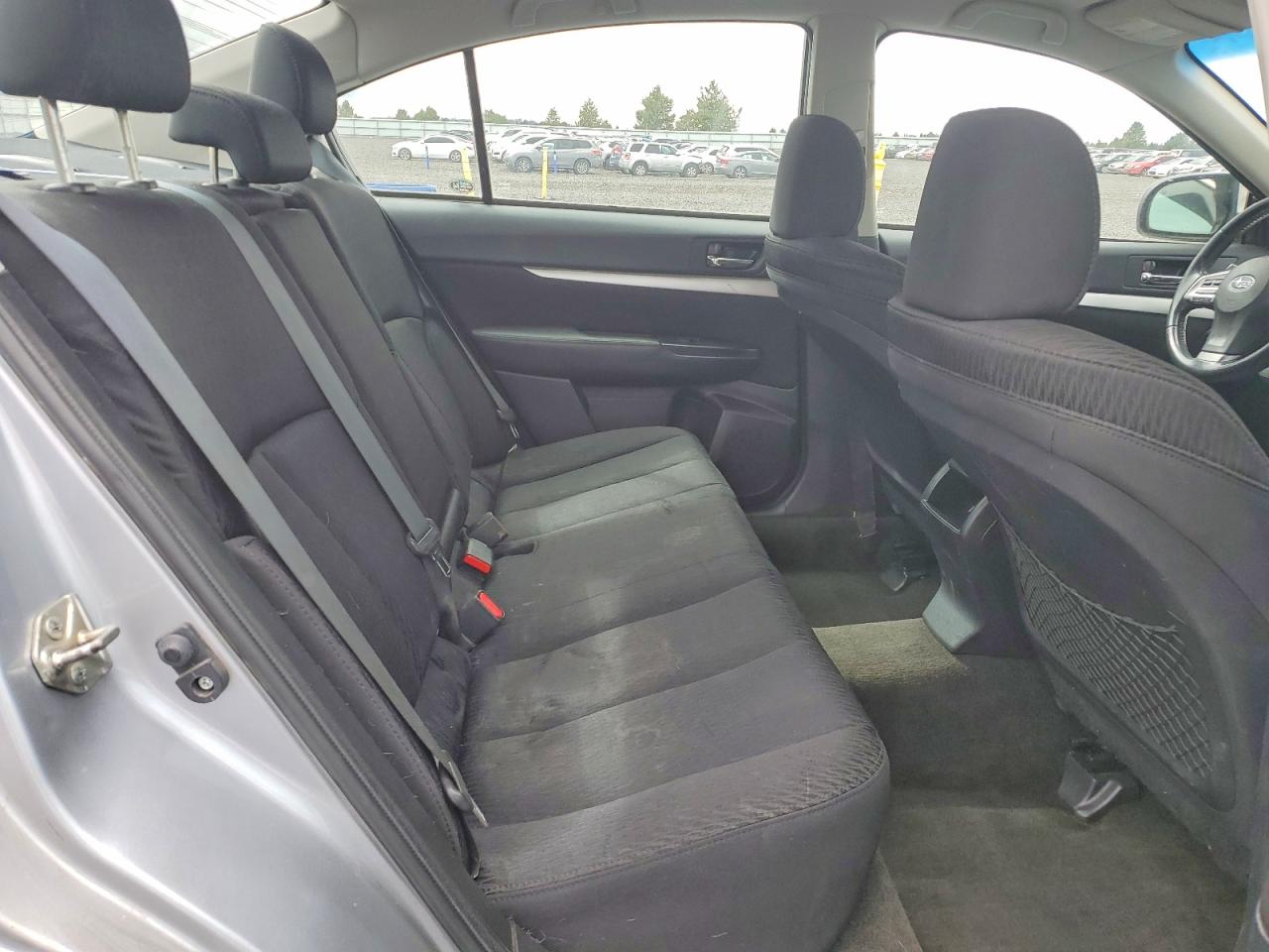 2012 Subaru Legacy 2.5i Premium Silver vin: 4S3BMBC63C3042903