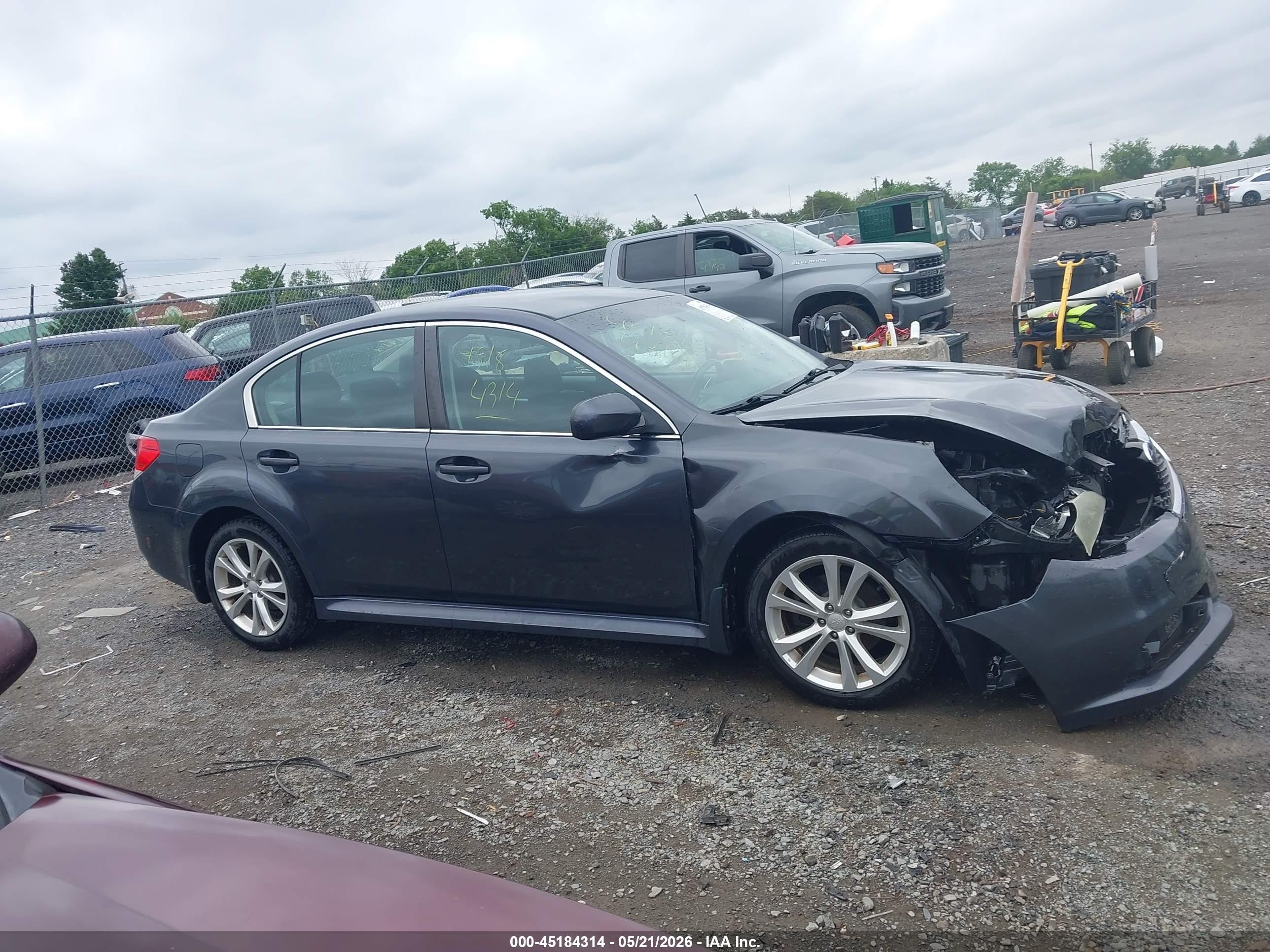 2013 Subaru Legacy 2.5i Premium Серый vin: 4S3BMBC63D3010454