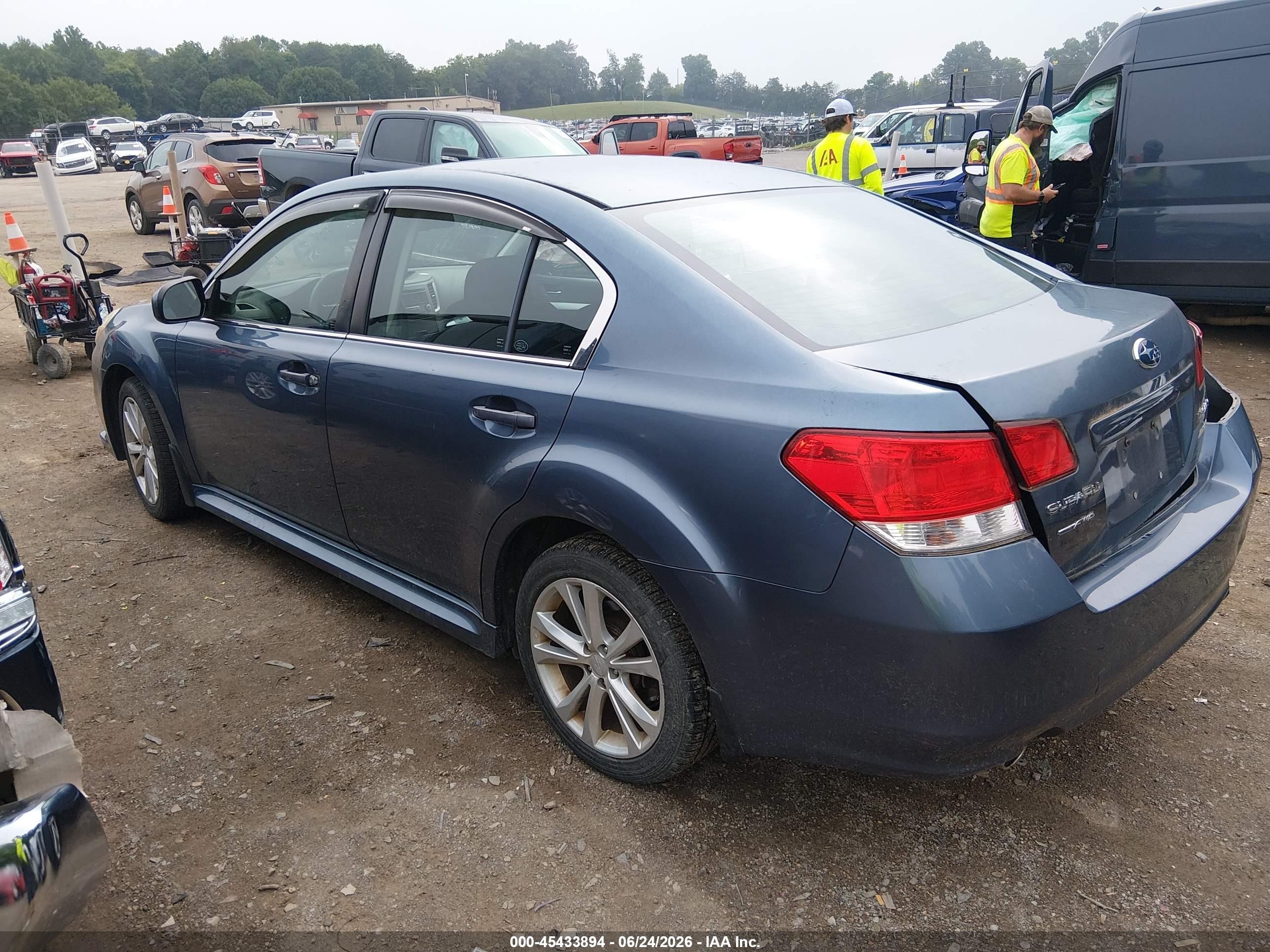 2013 Subaru Legacy 2.5i Premium Blue vin: 4S3BMBC63D3017727