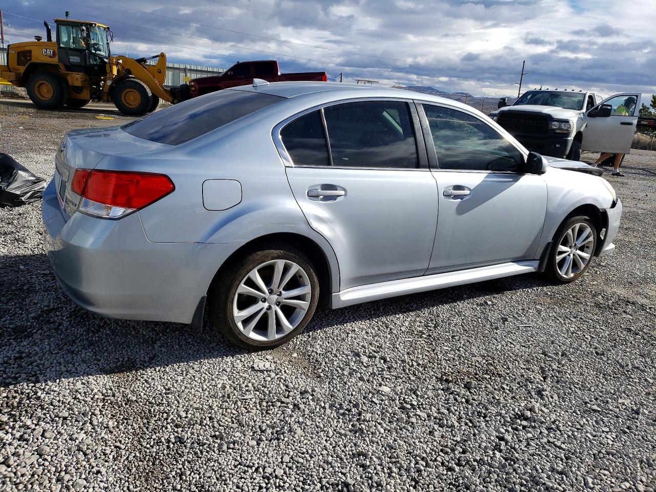 2014 Subaru Legacy 2.5i Premium Silver vin: 4S3BMBC63E3013355