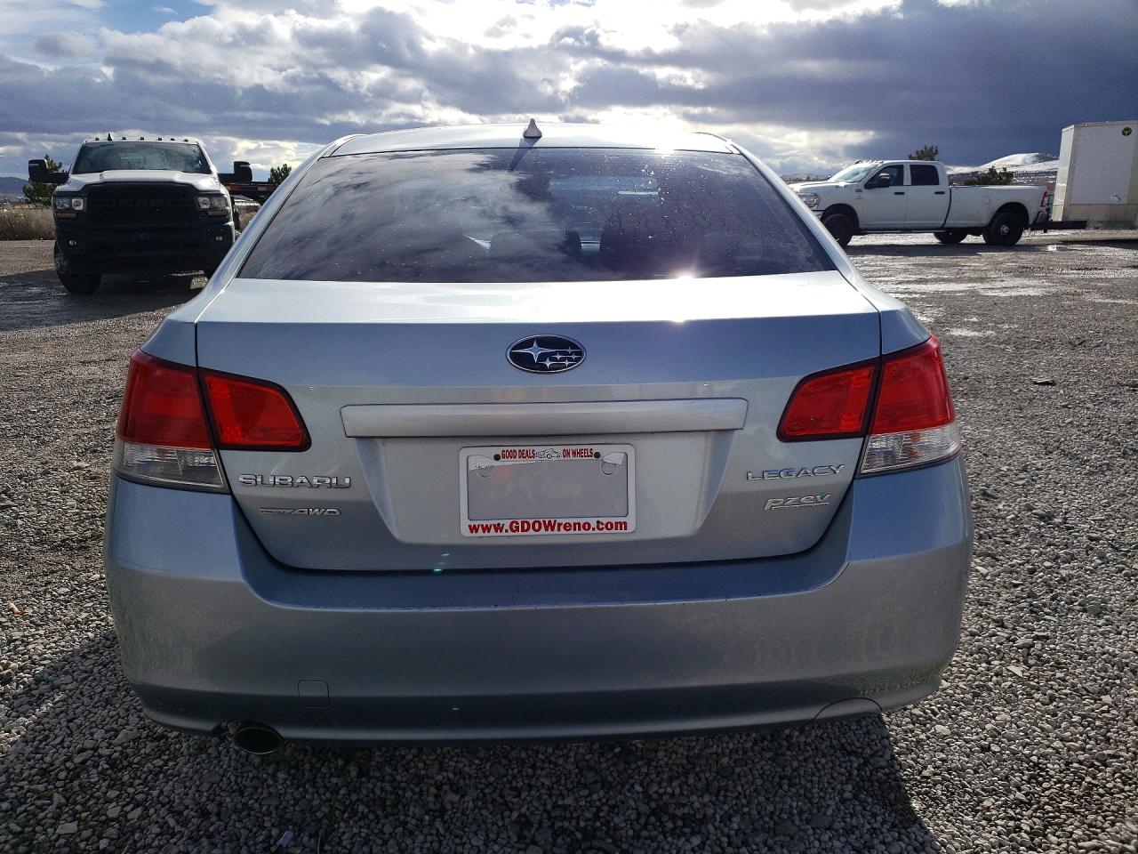 2014 Subaru Legacy 2.5i Premium Silver vin: 4S3BMBC63E3013355