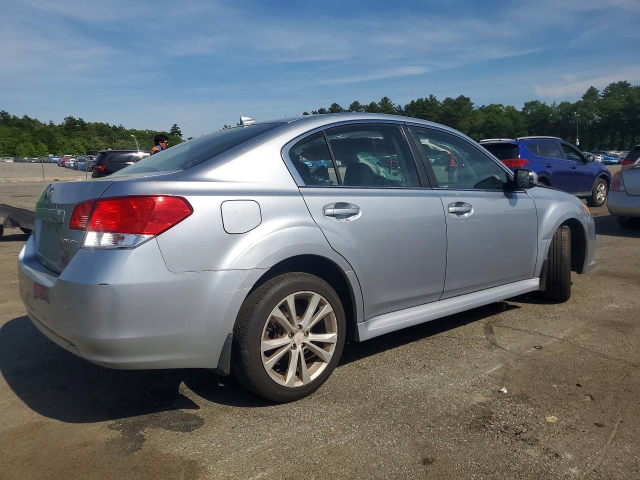 2014 Subaru Legacy 2.5i Premium Gray vin: 4S3BMBC63E3018183
