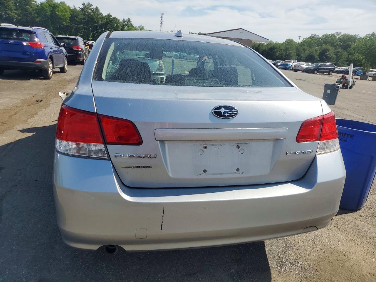 2014 Subaru Legacy 2.5i Premium Gray vin: 4S3BMBC63E3018183