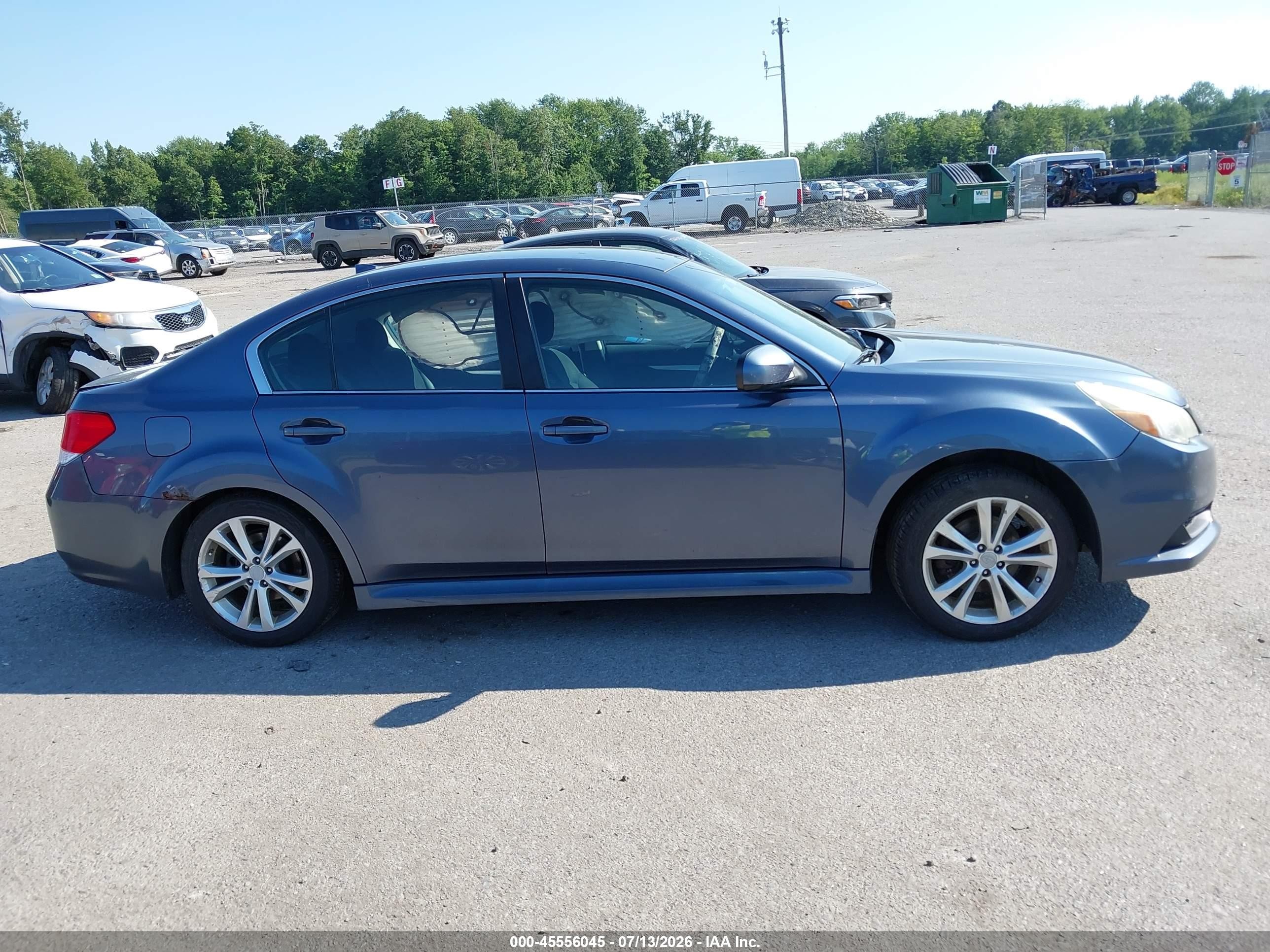 2014 Subaru Legacy 2.5i Premium Blue vin: 4S3BMBC63E3028275