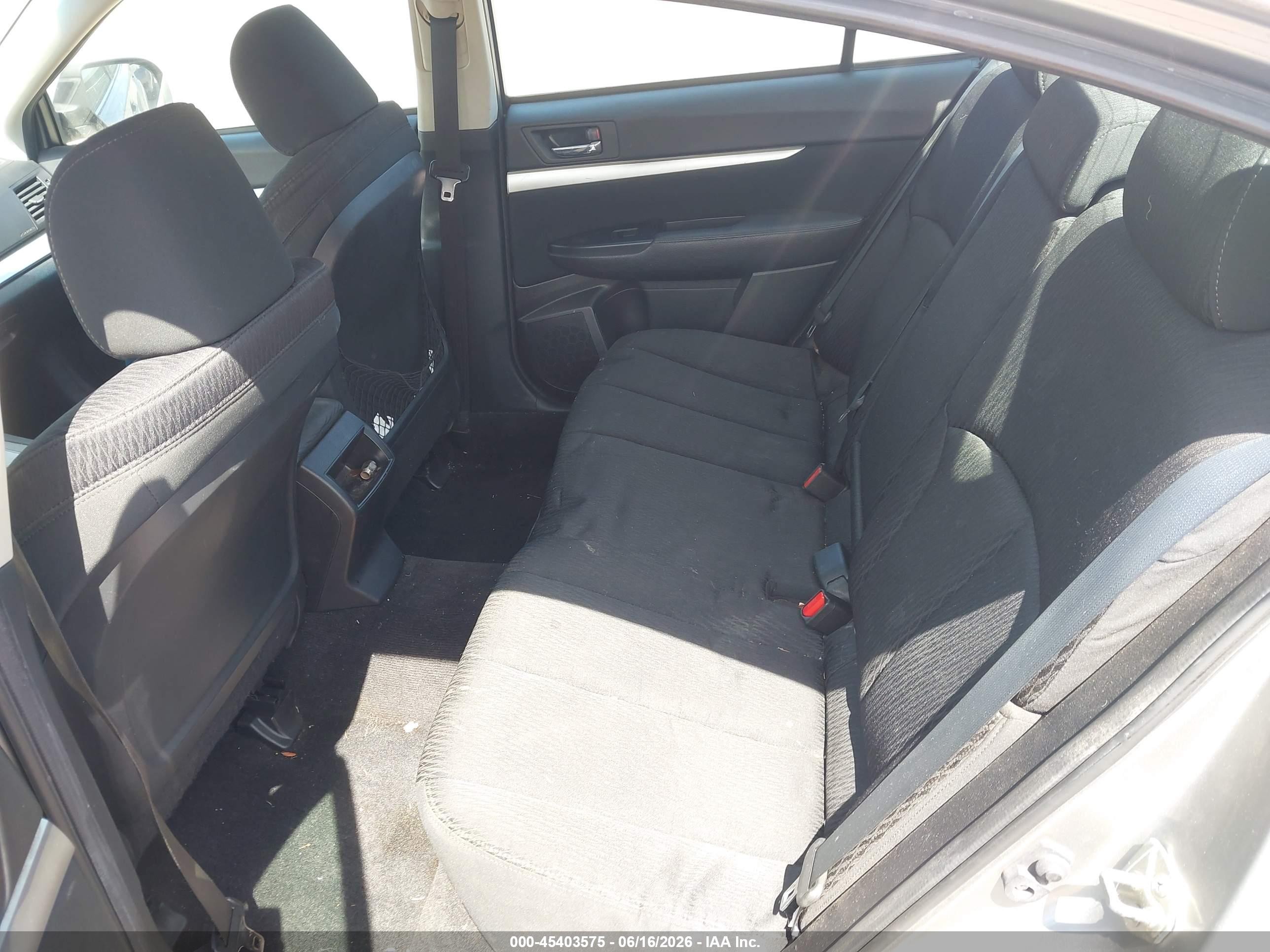 2011 Subaru Legacy 2.5i Premium Gray vin: 4S3BMBC64B3230215