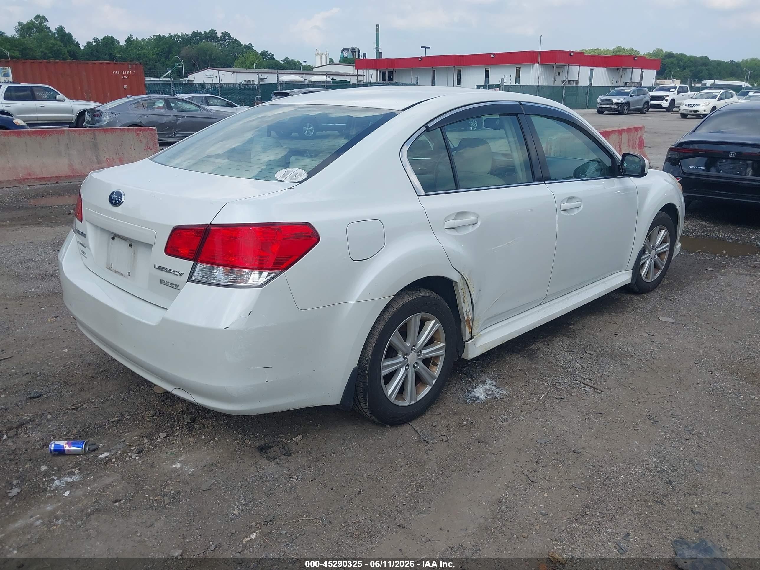 2011 Subaru Legacy 2.5i Premium White vin: 4S3BMBC64B3259679