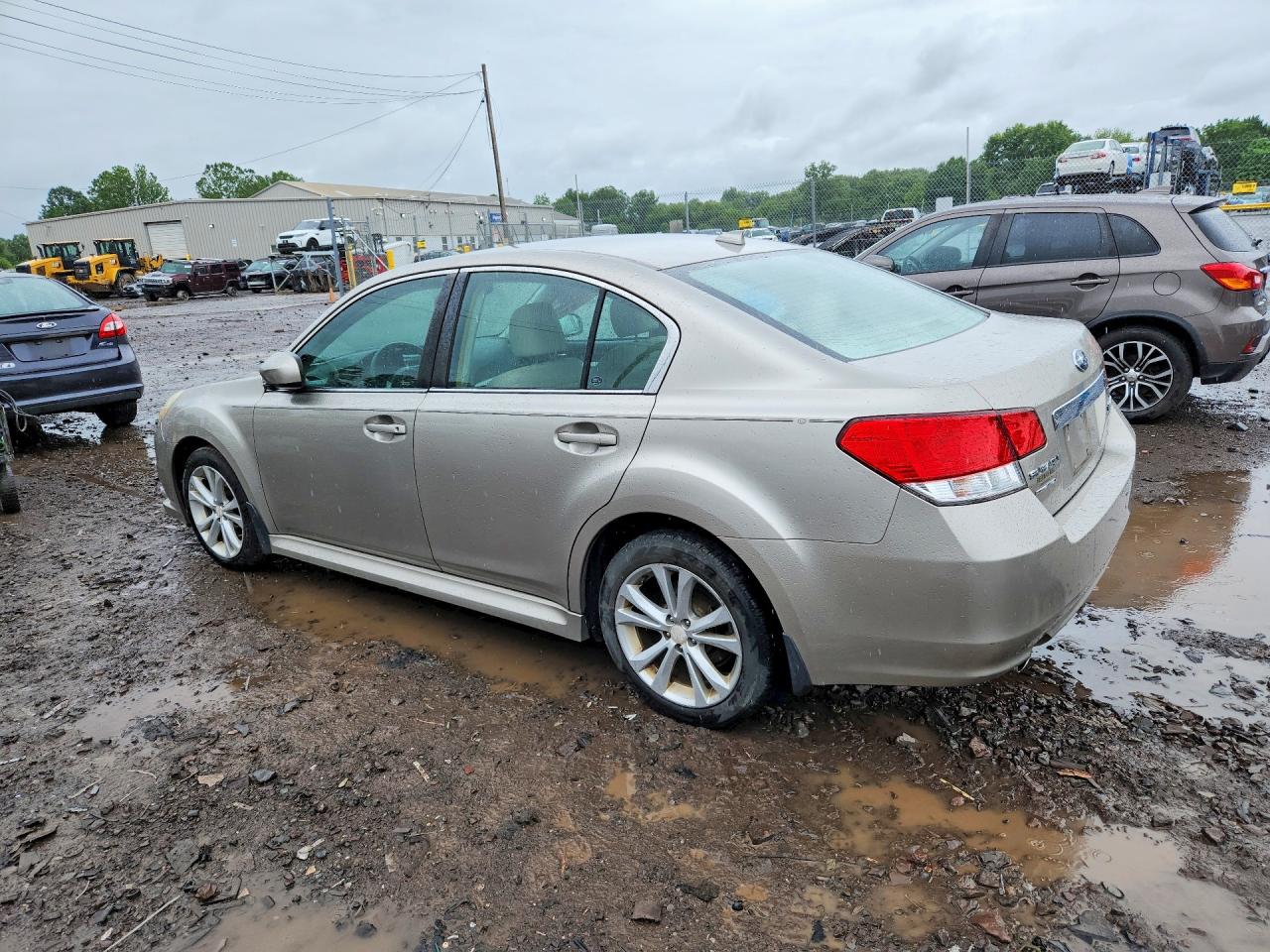 2014 Subaru Legacy 2.5i Premium Beige vin: 4S3BMBC64E3033422