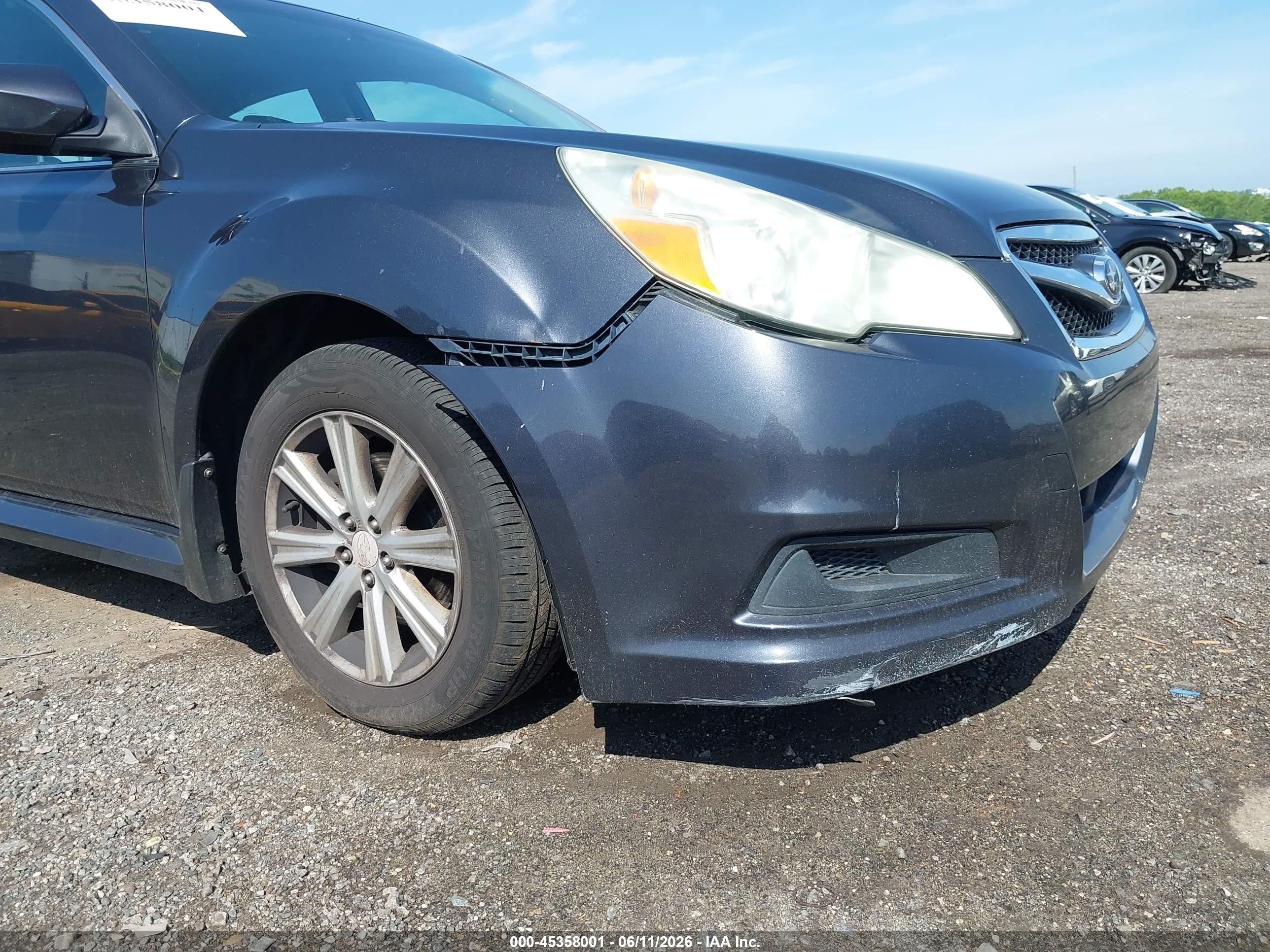 2011 Subaru Legacy 2.5i Premium Серый vin: 4S3BMBC65B3261618