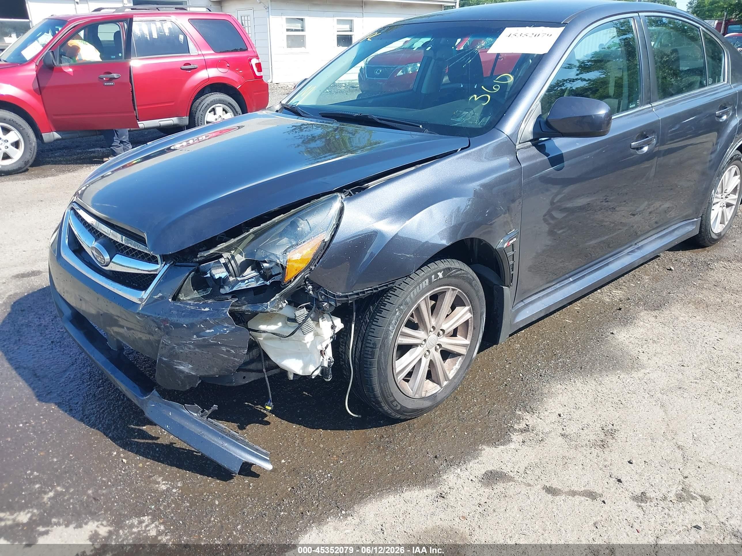 2012 Subaru Legacy 2.5i Premium Gray vin: 4S3BMBC65C3032289