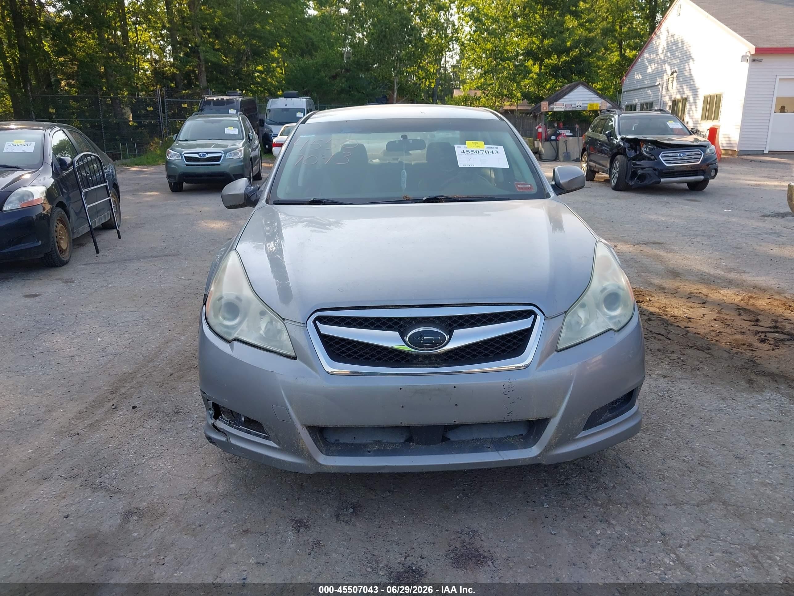 2010 Subaru Legacy 2.5i Premium Silver vin: 4S3BMBC66A3227167