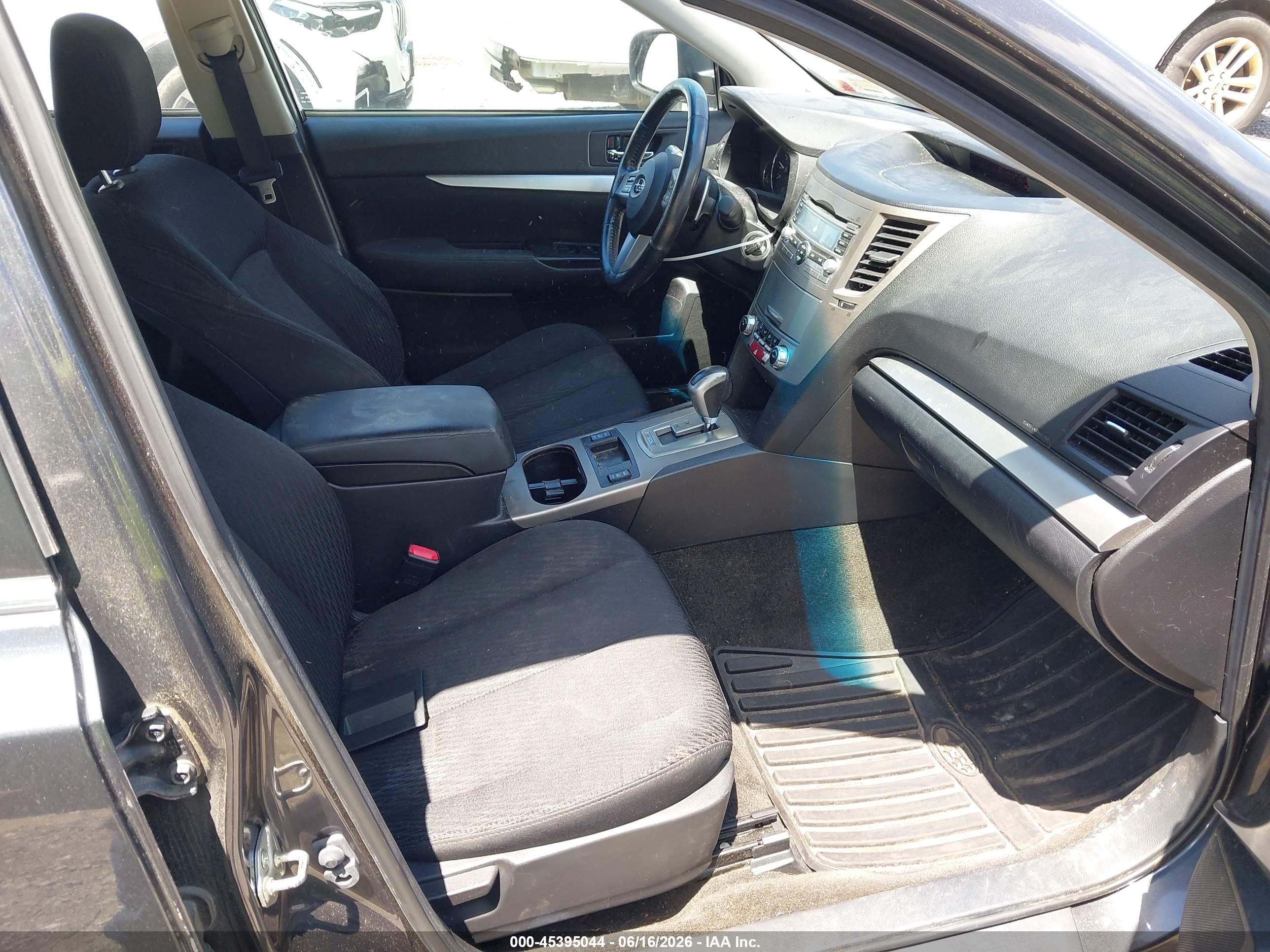 2011 Subaru Legacy 2.5i Premium Gray vin: 4S3BMBC66B3263328