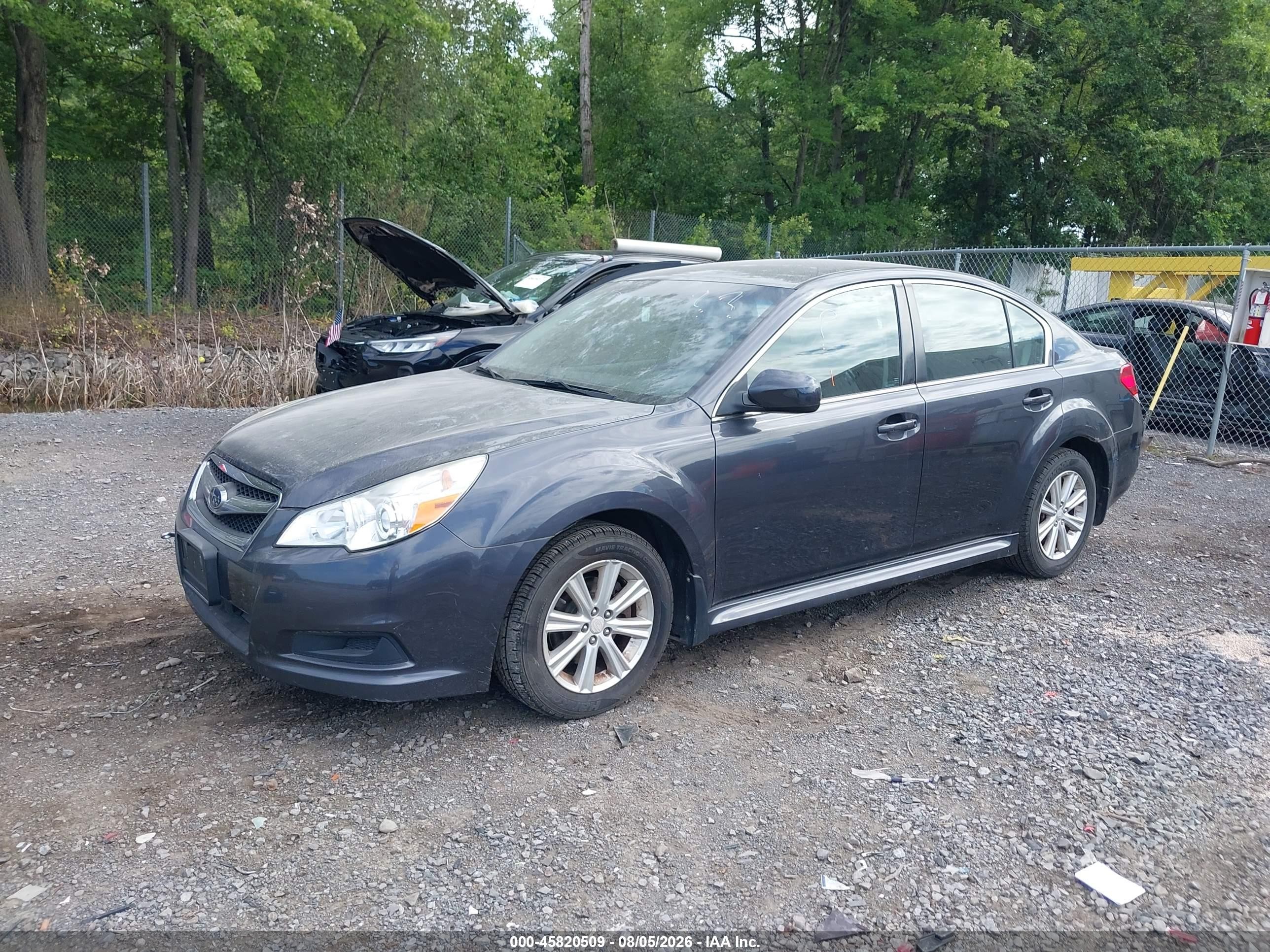 2011 Subaru Legacy 2.5i Premium Gray vin: 4S3BMBC66B3263328