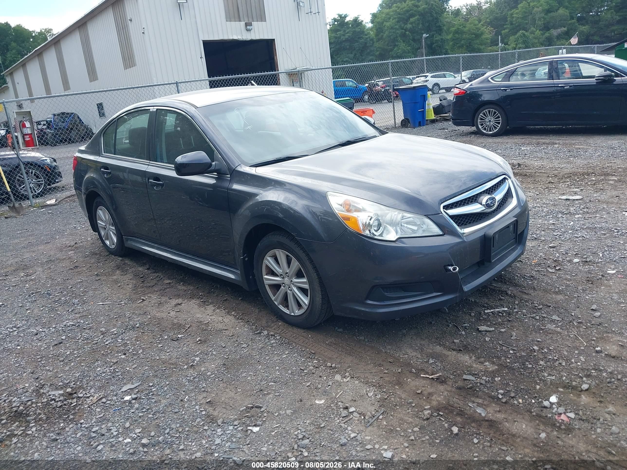 2011 Subaru Legacy 2.5i Premium Gray vin: 4S3BMBC66B3263328