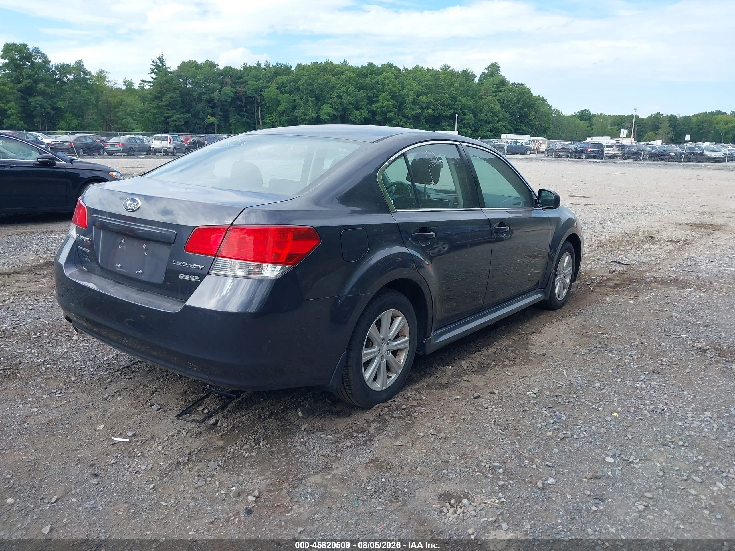 2011 Subaru Legacy 2.5i Premium Gray vin: 4S3BMBC66B3263328