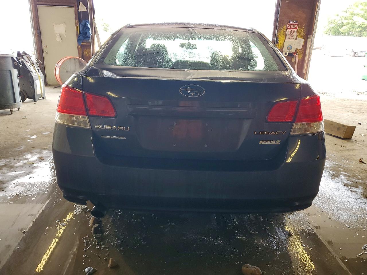 2012 Subaru Legacy 2.5i Premium Charcoal vin: 4S3BMBC66C3019812