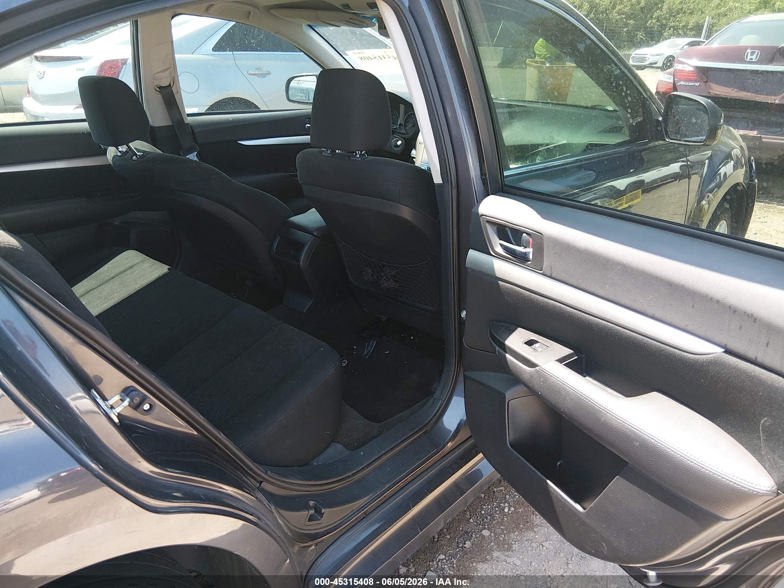 2013 Subaru Legacy 2.5i Premium Gray vin: 4S3BMBC66D3015549