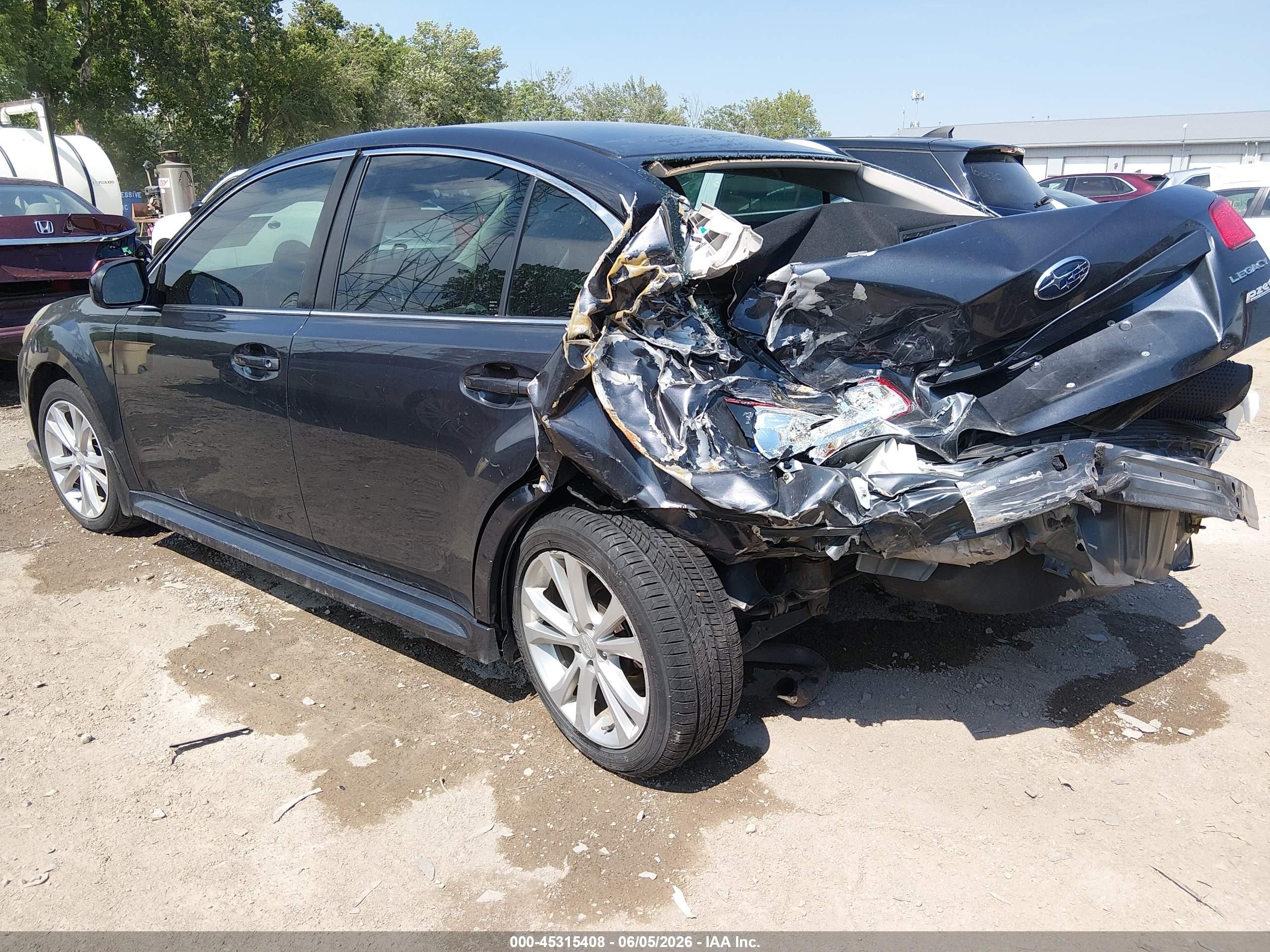 2013 Subaru Legacy 2.5i Premium Gray vin: 4S3BMBC66D3015549