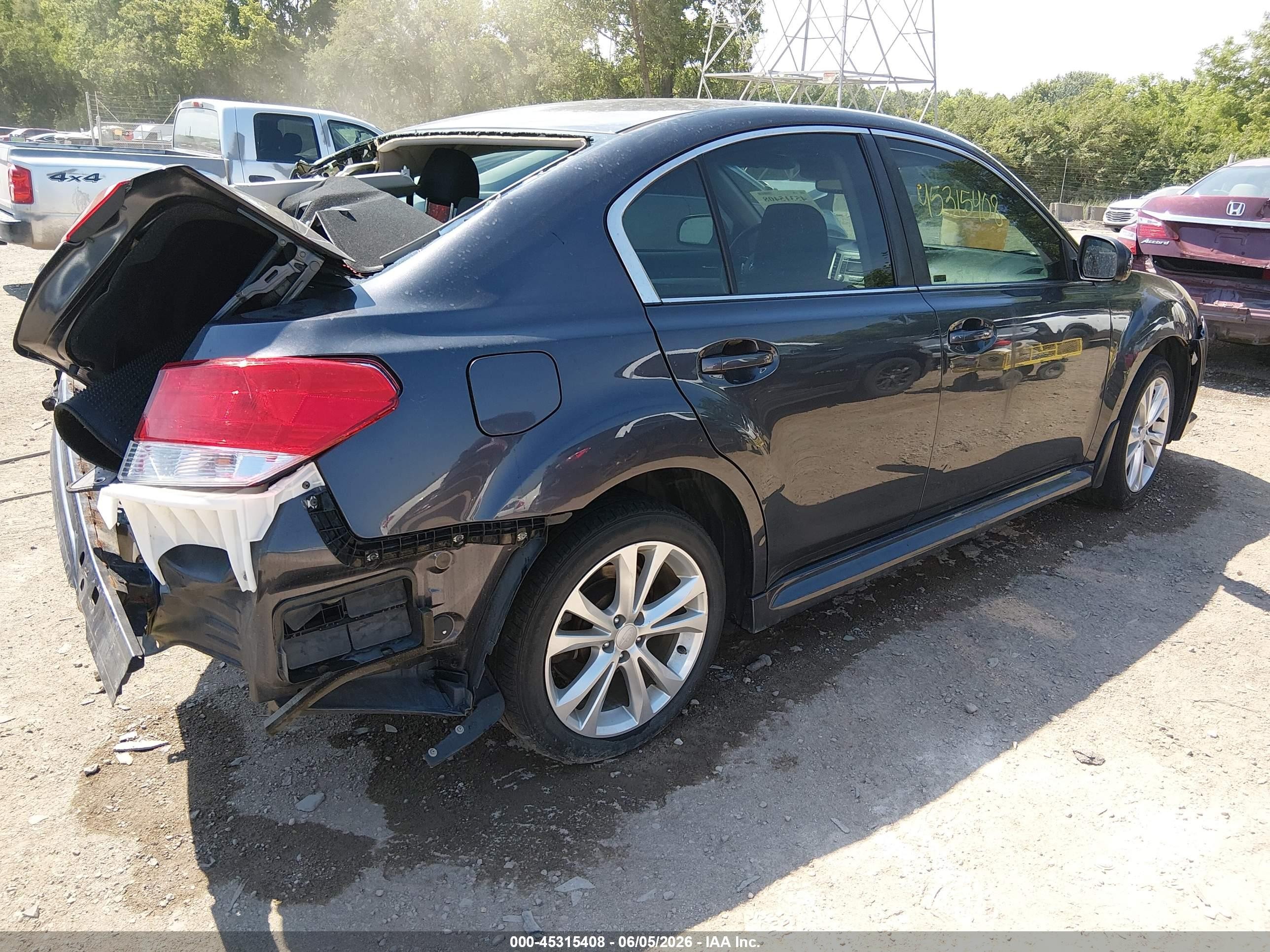 2013 Subaru Legacy 2.5i Premium Gray vin: 4S3BMBC66D3015549