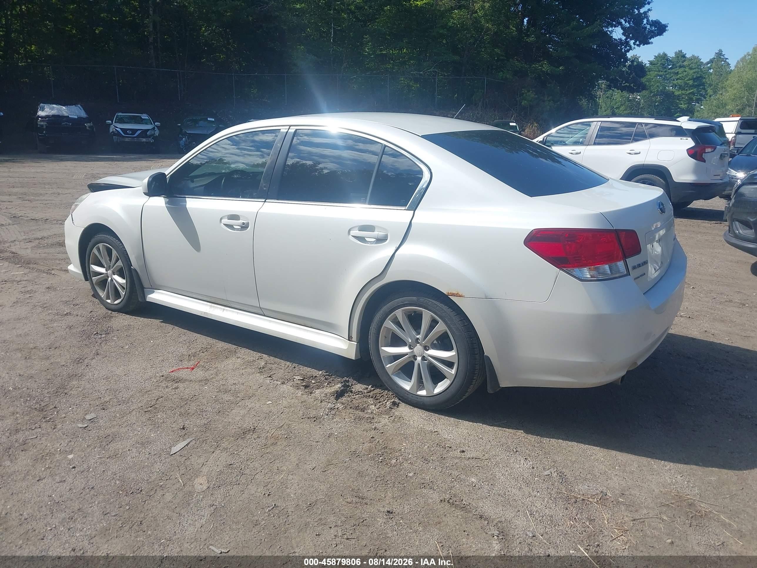 2013 Subaru Legacy 2.5i Premium White vin: 4S3BMBC66D3046834