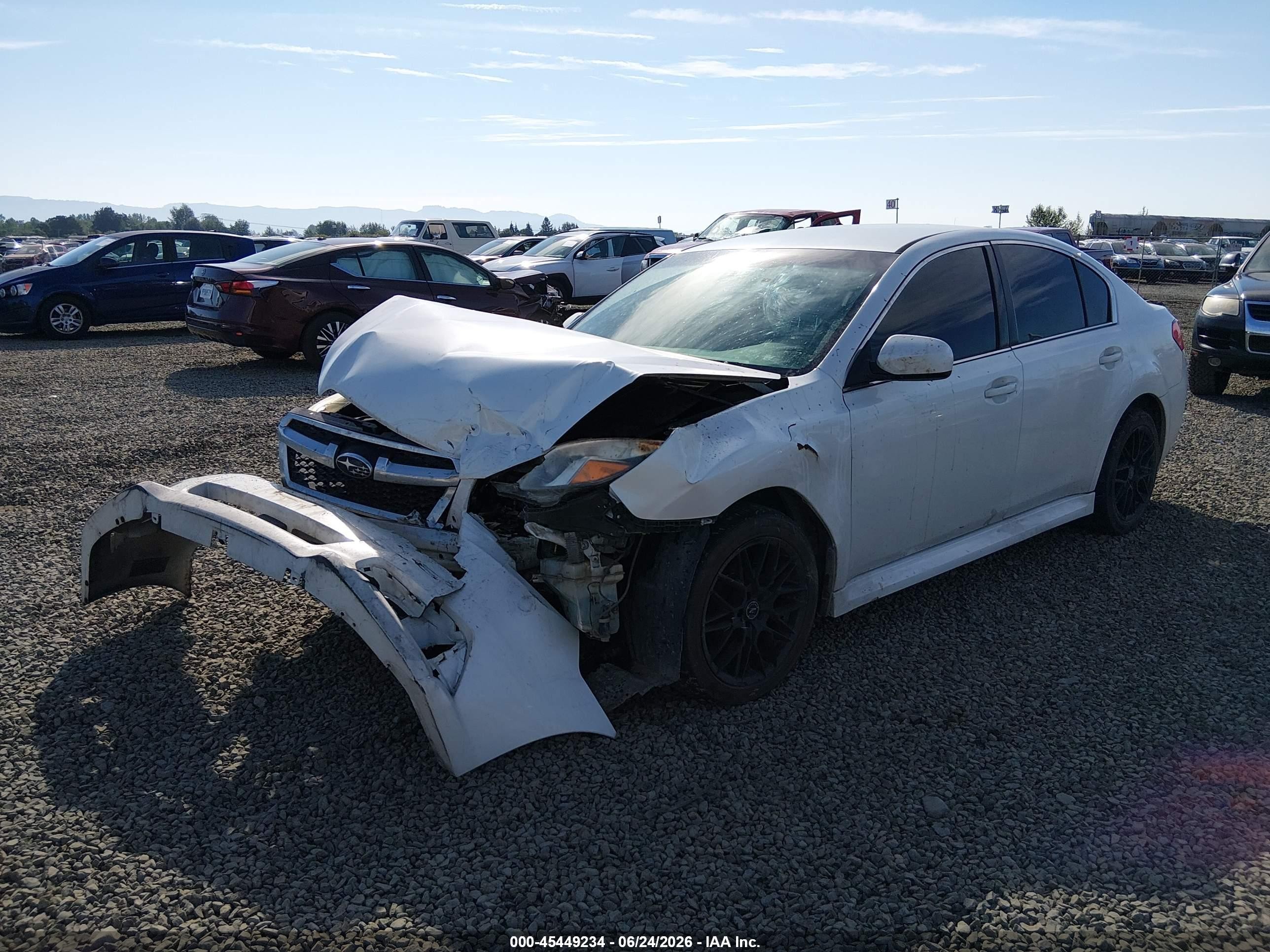 2013 Subaru Legacy 2.5i Premium White vin: 4S3BMBC66D3049376