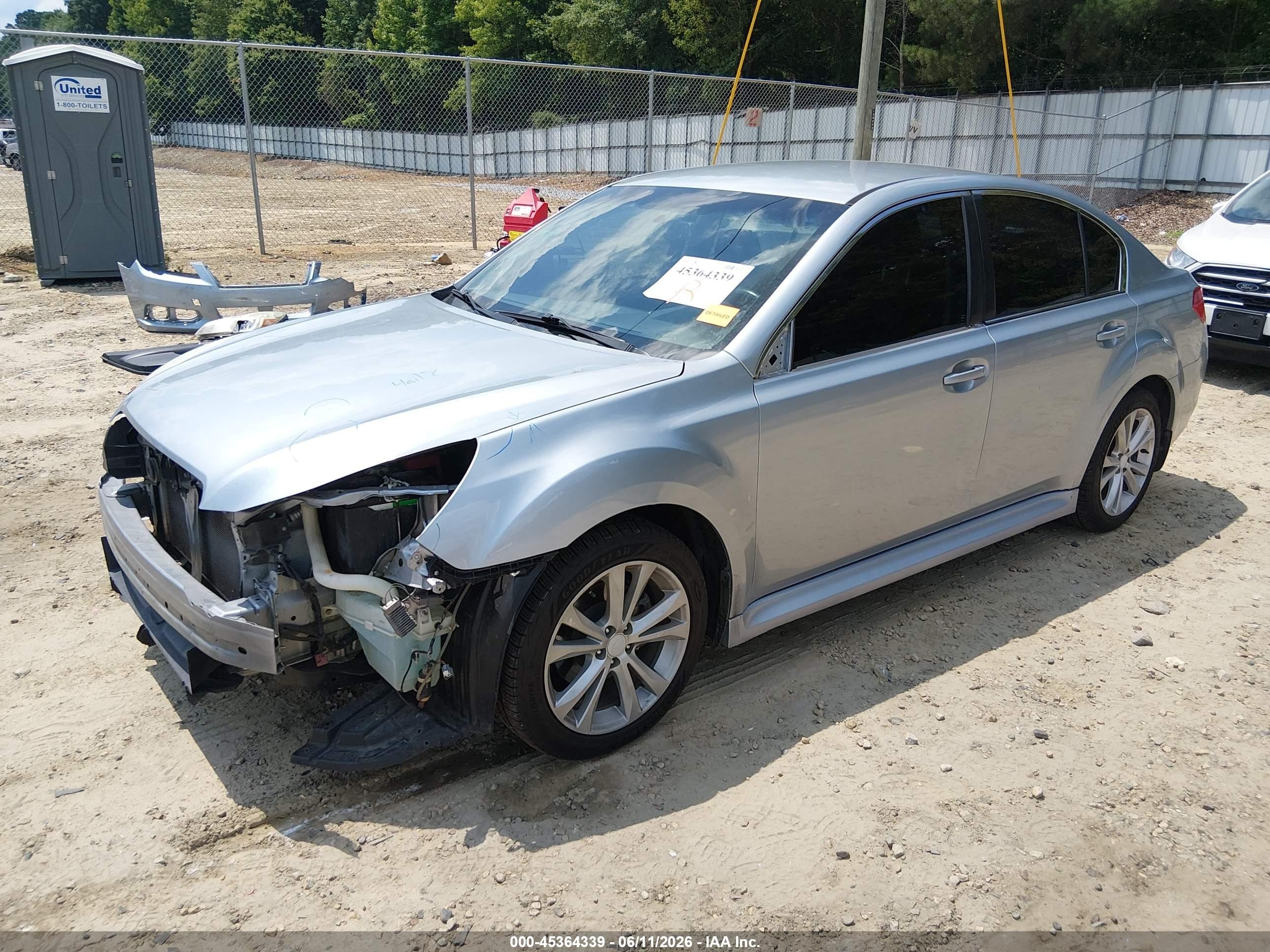 2014 Subaru Legacy 2.5i Premium Silver vin: 4S3BMBC66E3030280