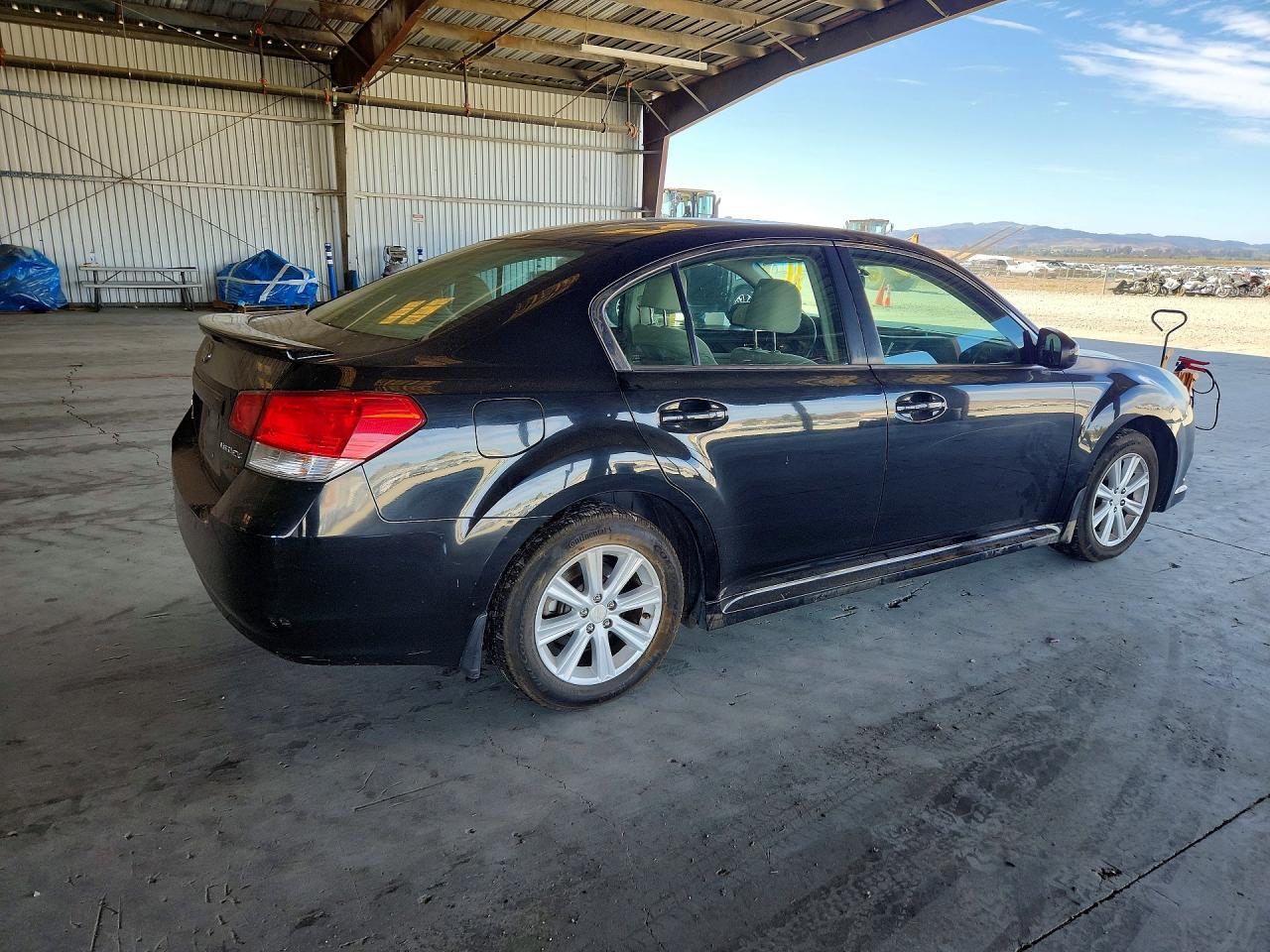2010 Subaru Legacy 2.5i Premium Black vin: 4S3BMBC67A3210524