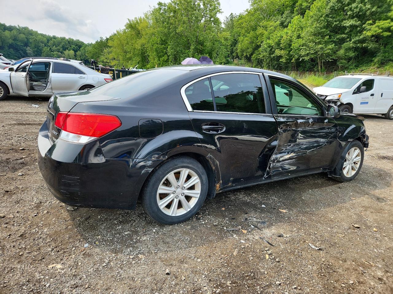 2011 Subaru Legacy 2.5i Premium Черный vin: 4S3BMBC67B3223257