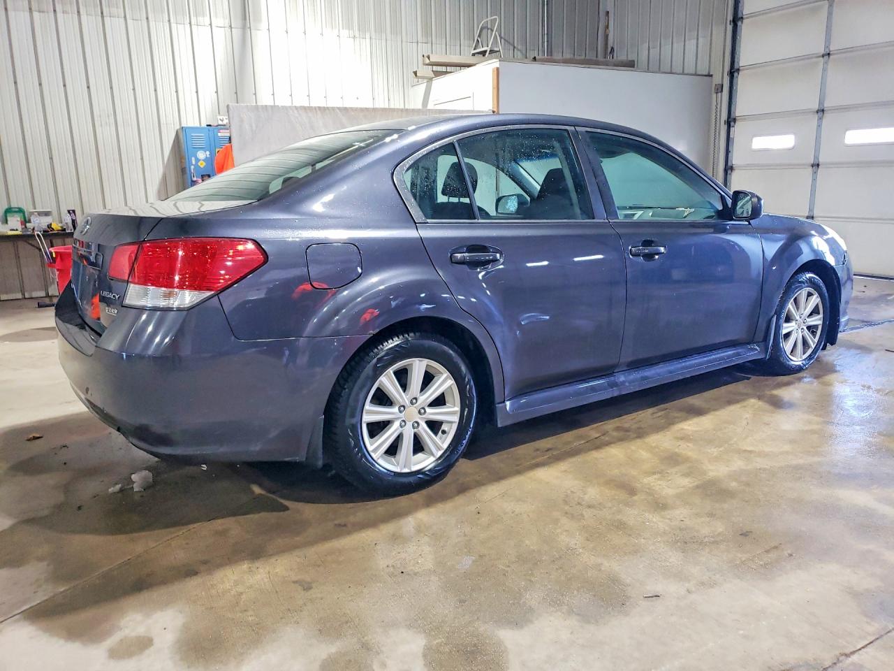 2011 Subaru Legacy 2.5i Premium Charcoal vin: 4S3BMBC67B3231469