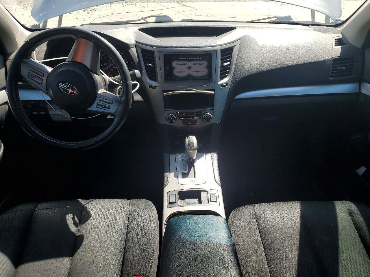 2011 Subaru Legacy 2.5i Premium Silver vin: 4S3BMBC67B3242410