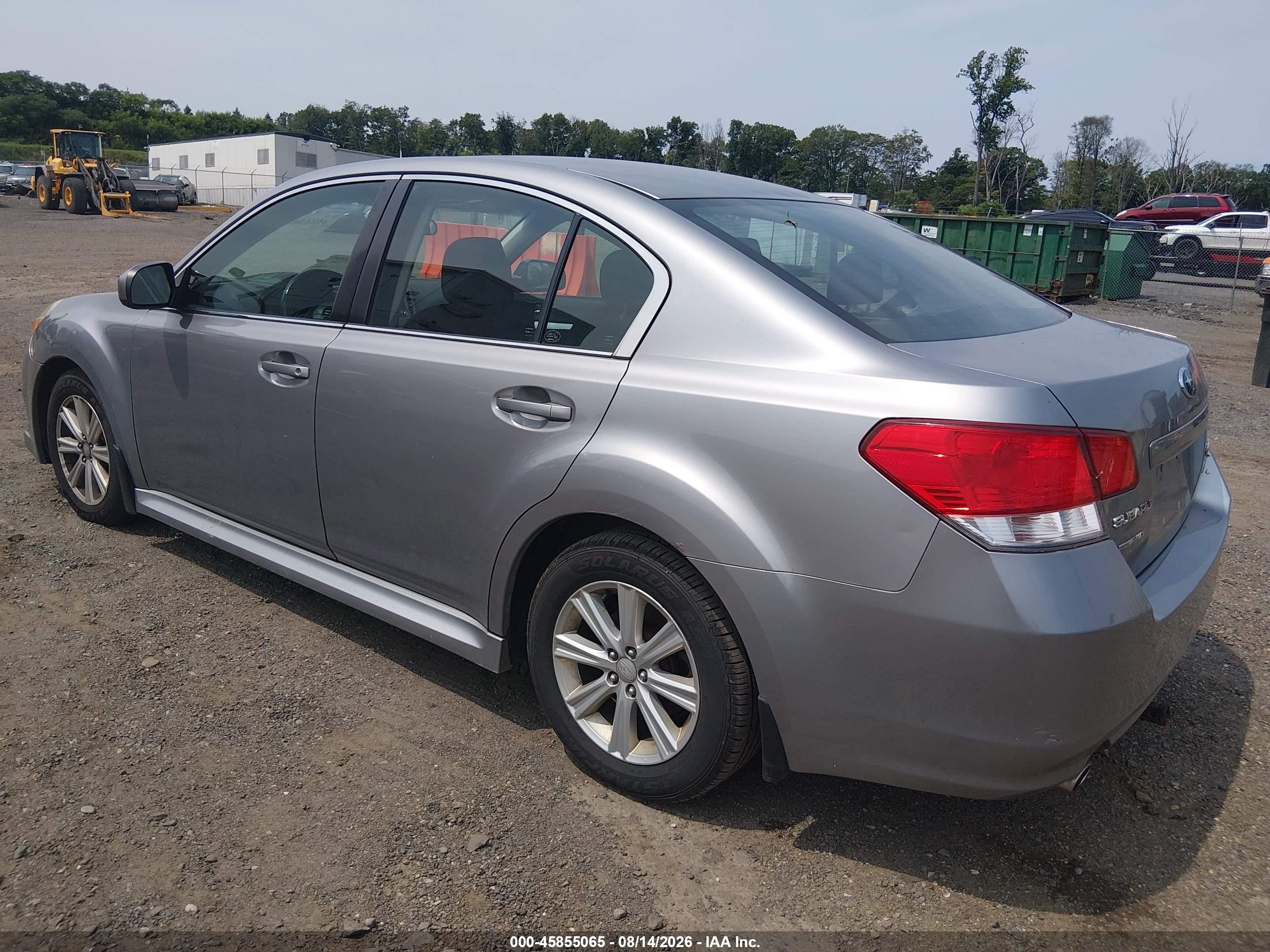 2011 Subaru Legacy 2.5i Premium Серебряный vin: 4S3BMBC67B3245954