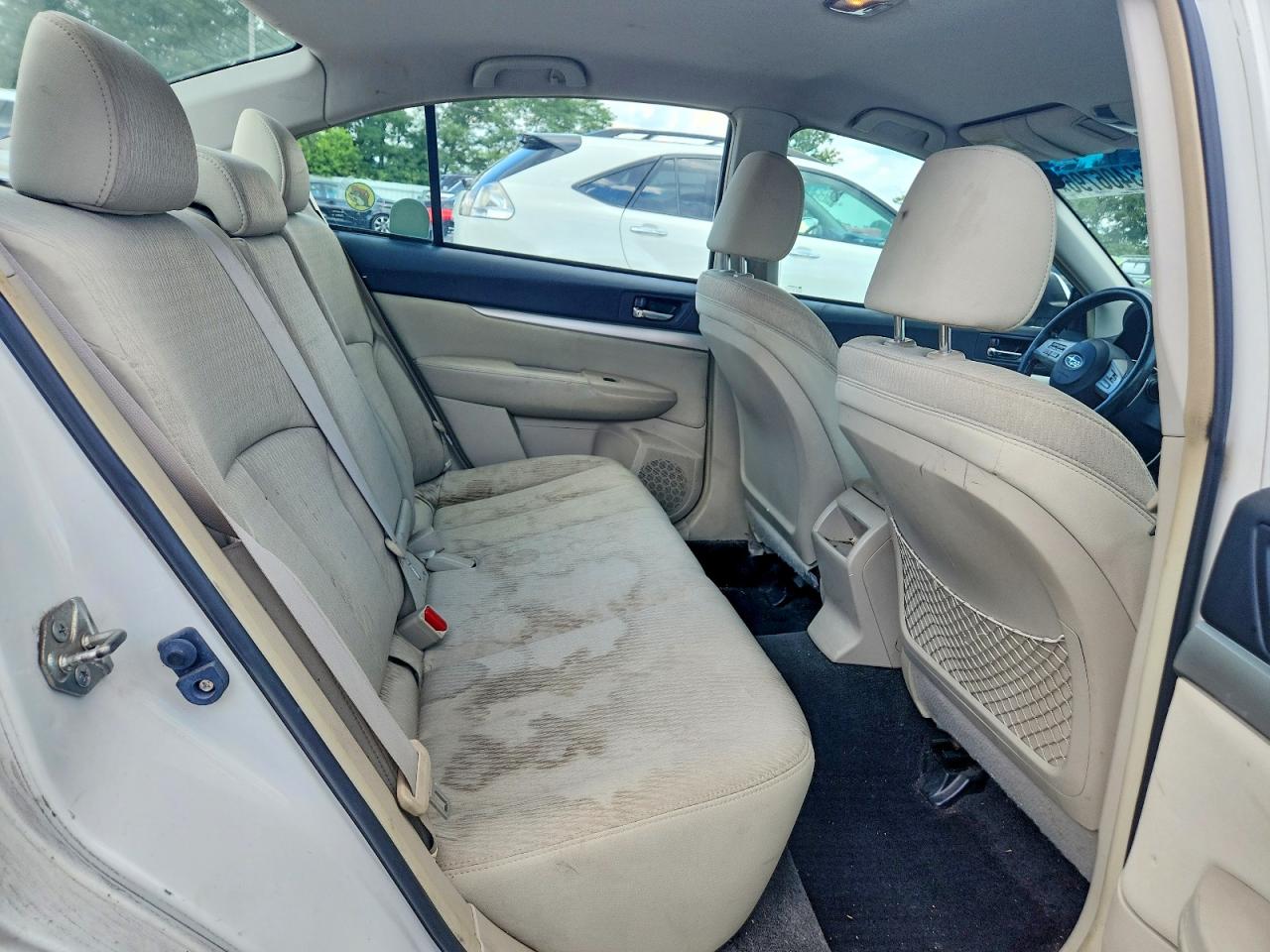 2011 Subaru Legacy 2.5i Premium Белый vin: 4S3BMBC67B3261426