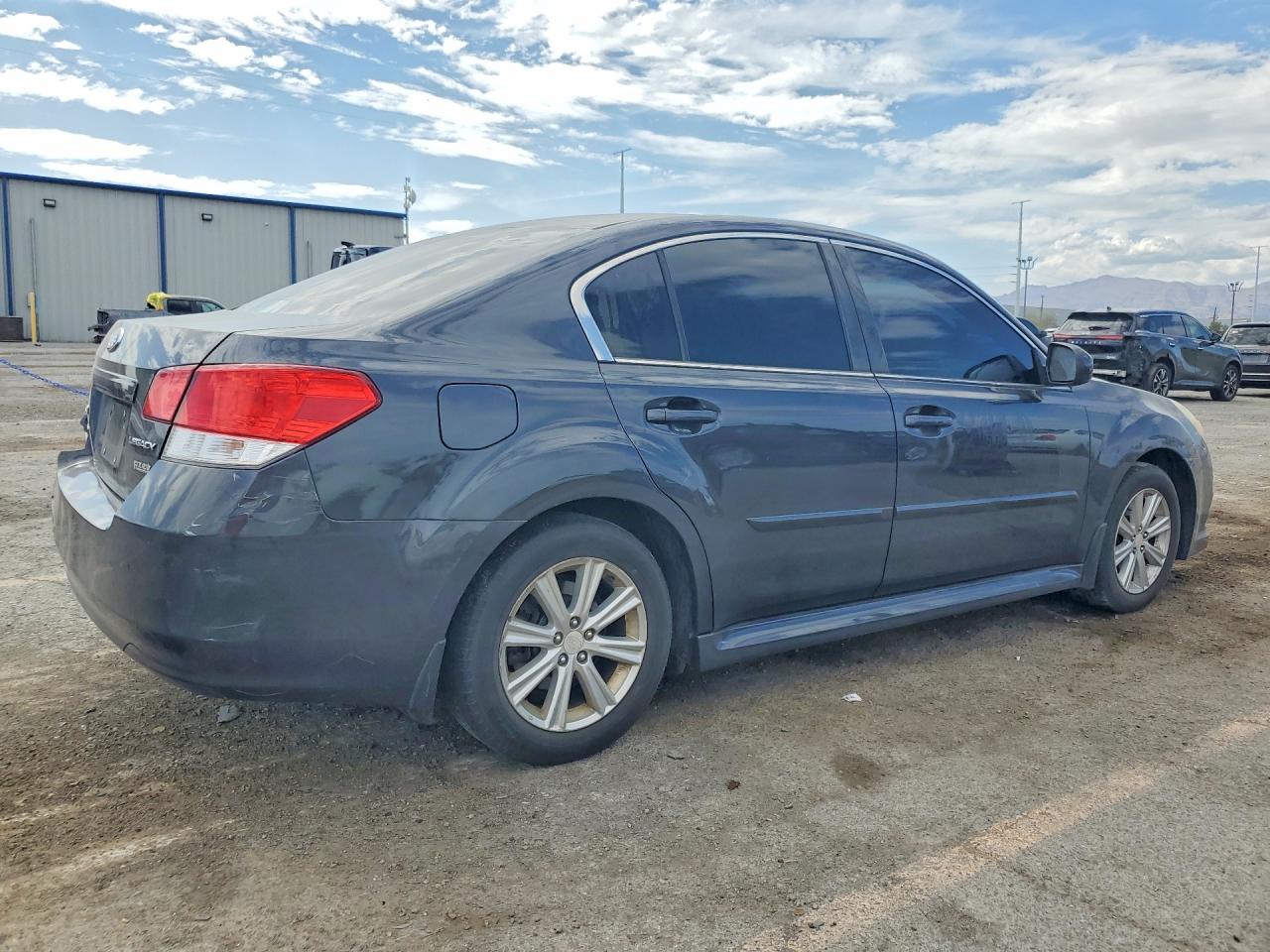 2012 Subaru Legacy 2.5i Premium Gray vin: 4S3BMBC67C3024047