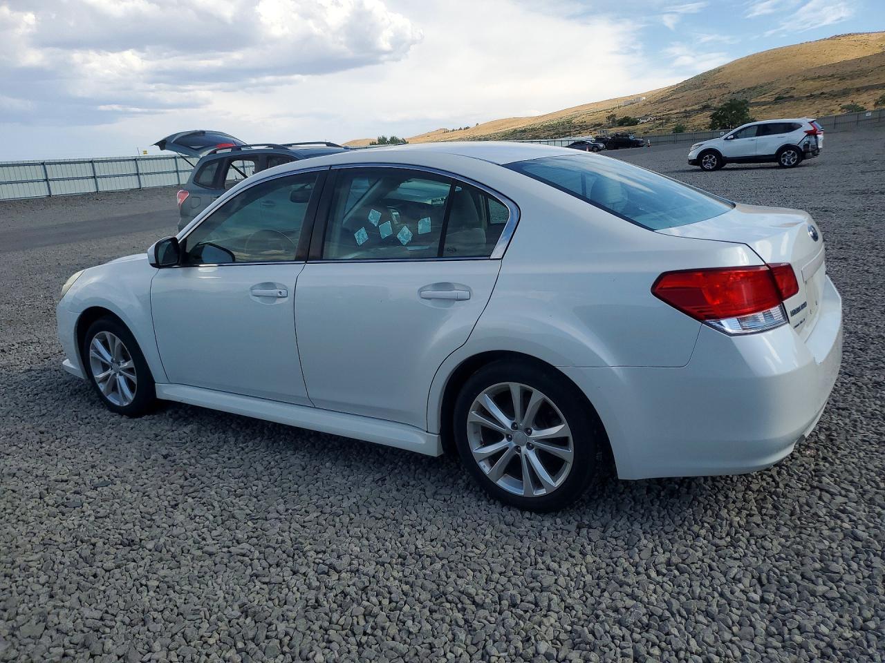 2013 Subaru Legacy 2.5i Premium White vin: 4S3BMBC67D3020355