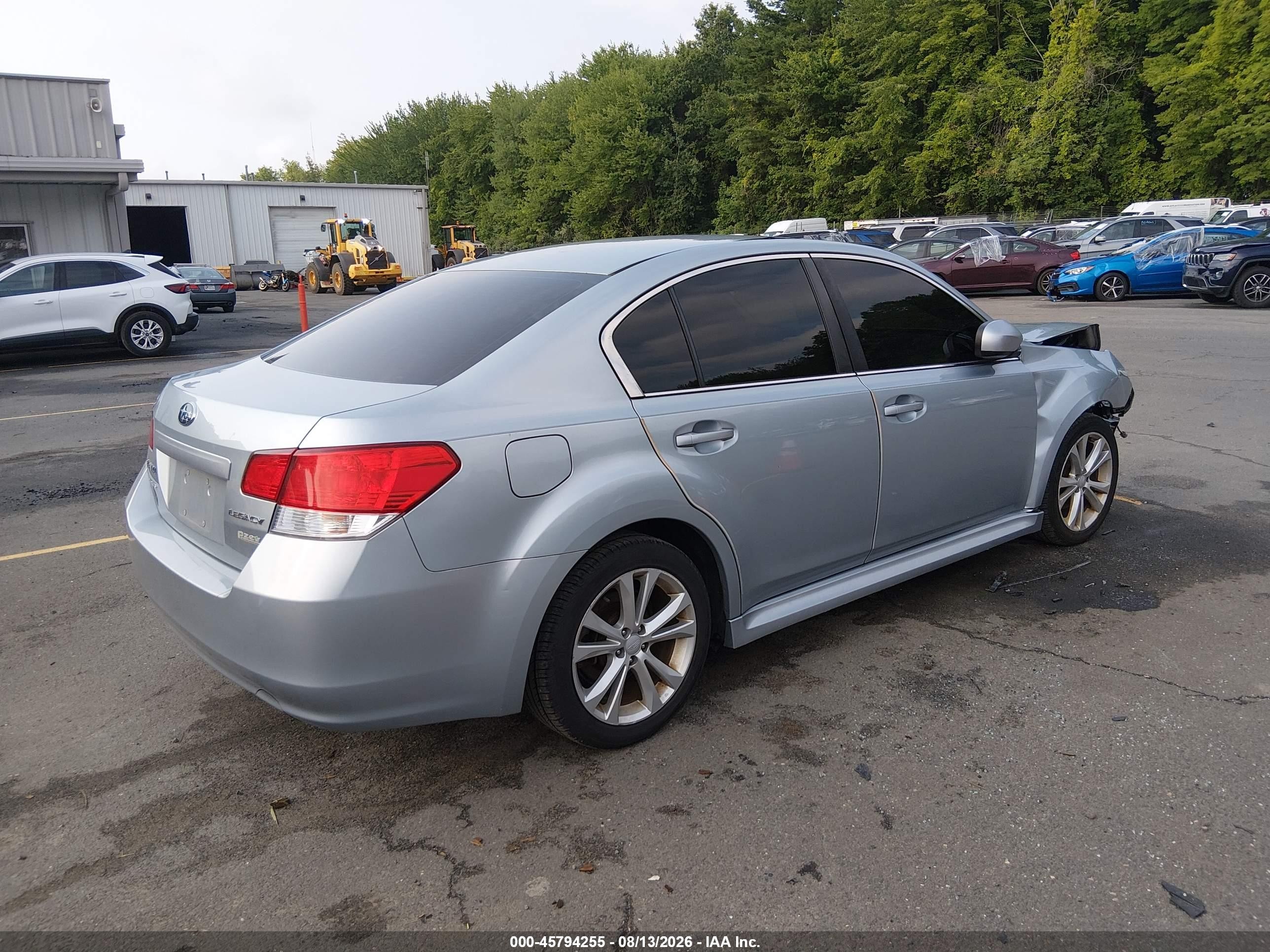 2013 Subaru Legacy 2.5i Premium Silver vin: 4S3BMBC67D3023448