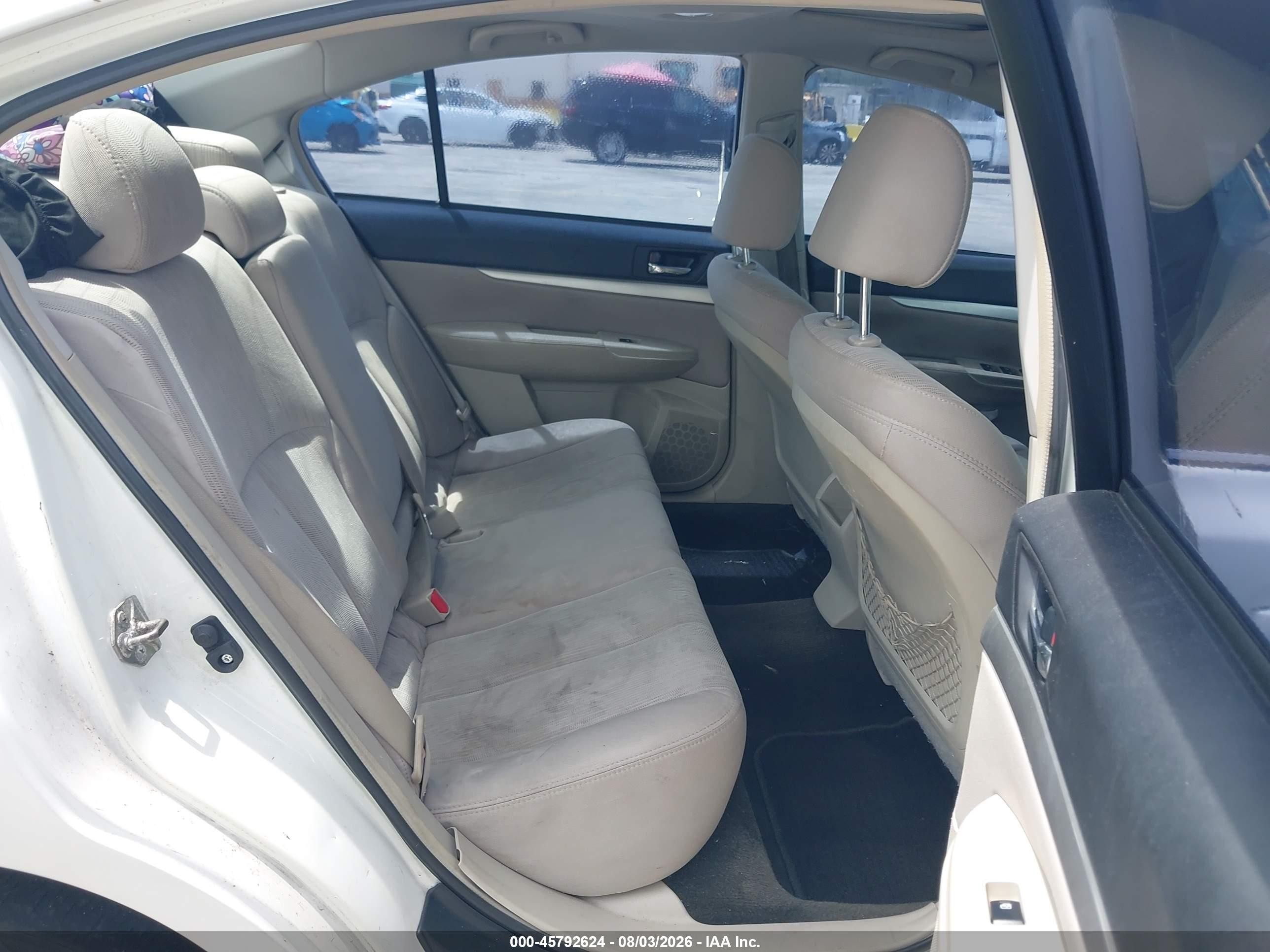 2013 Subaru Legacy 2.5i Premium White vin: 4S3BMBC67D3028293