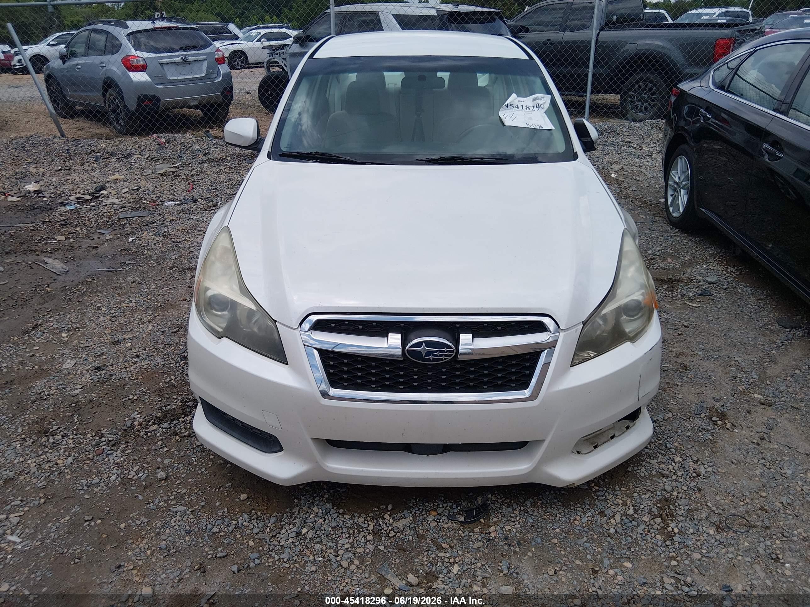 2013 Subaru Legacy 2.5i Premium White vin: 4S3BMBC67D3033252