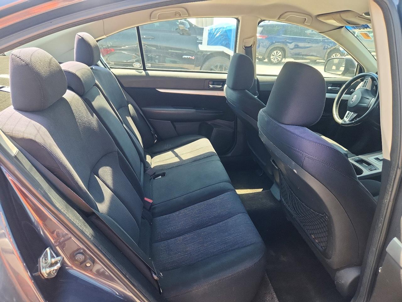 2014 Subaru Legacy 2.5i Premium Gray vin: 4S3BMBC67E3021166