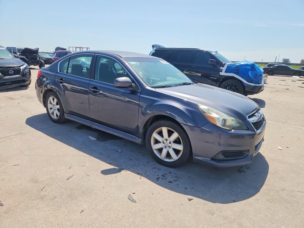 2014 Subaru Legacy 2.5i Premium Gray vin: 4S3BMBC67E3021166
