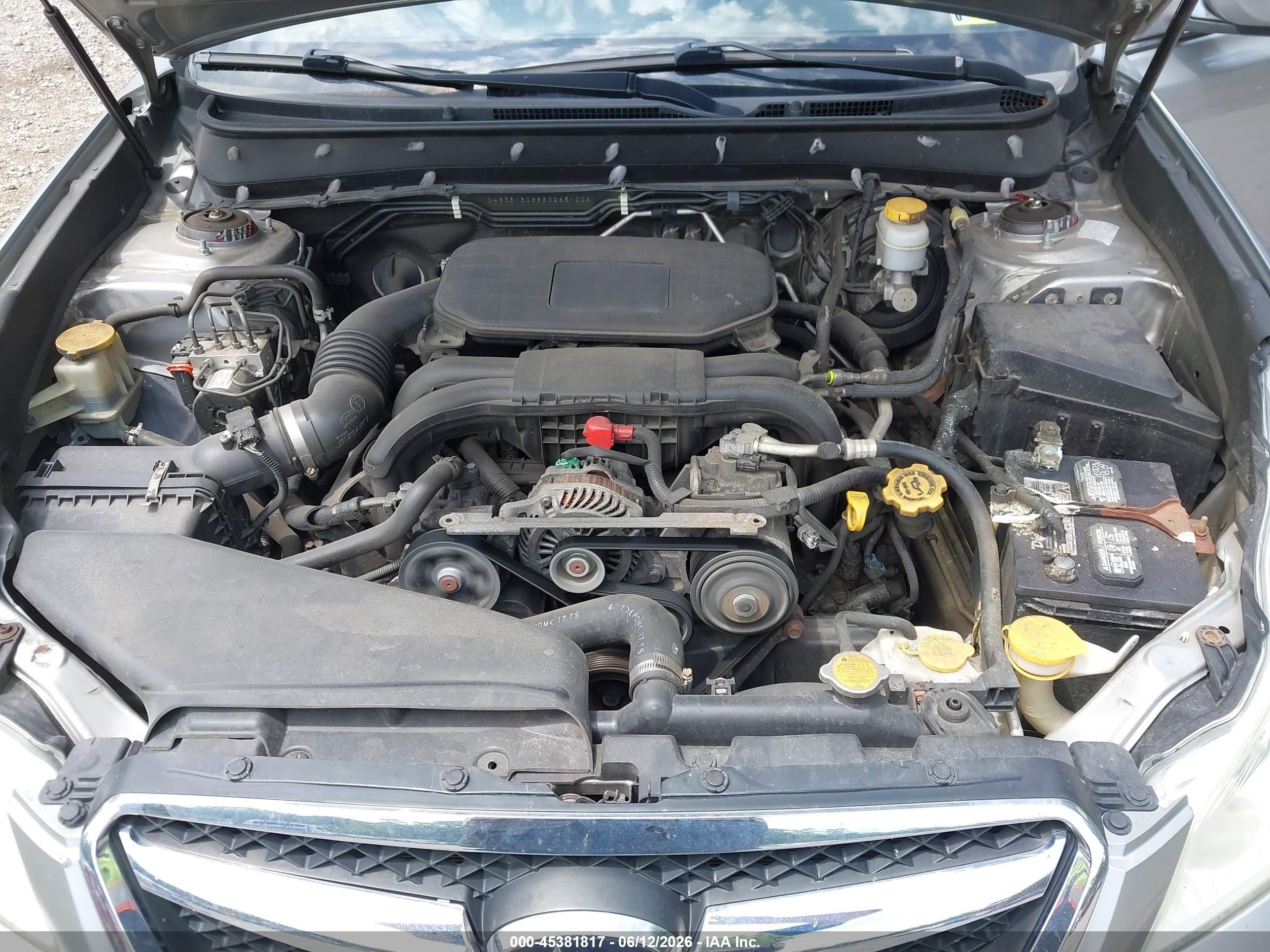 2011 Subaru Legacy 2.5i Premium Silver vin: 4S3BMBC68B3265100