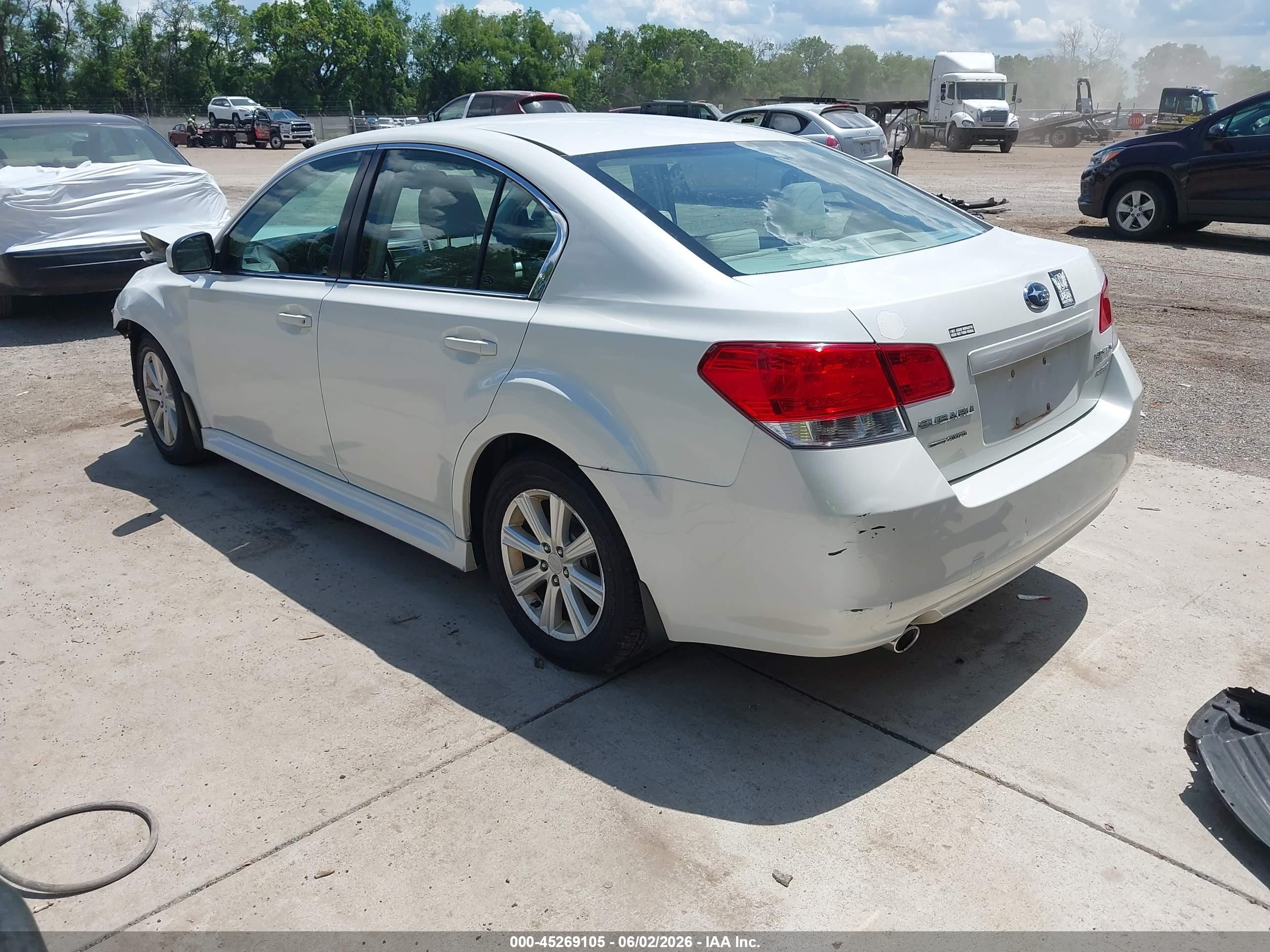 2012 Subaru Legacy 2.5i Premium White vin: 4S3BMBC68C3031069