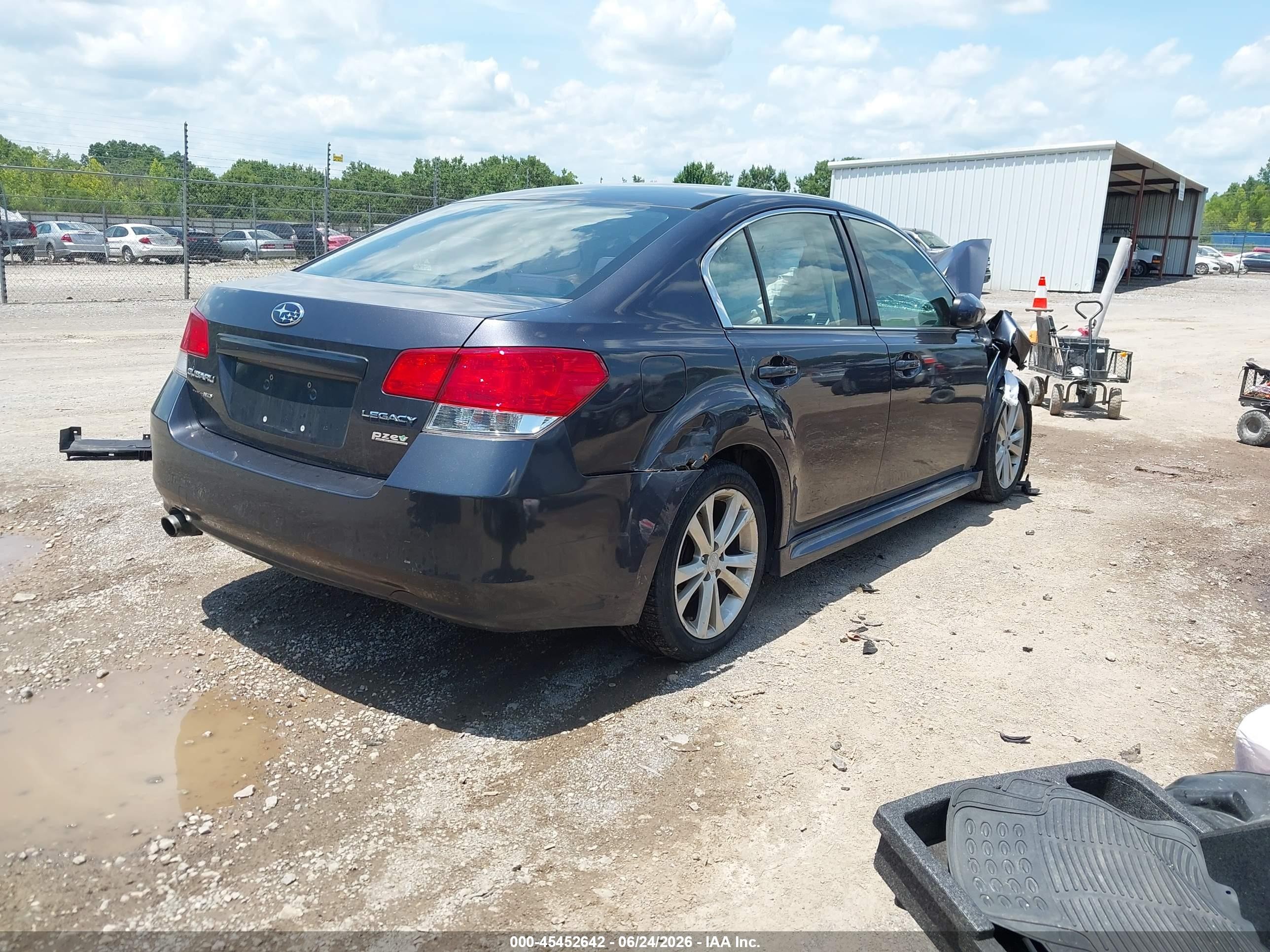 2013 Subaru Legacy 2.5i Premium Gray vin: 4S3BMBC68D3028061