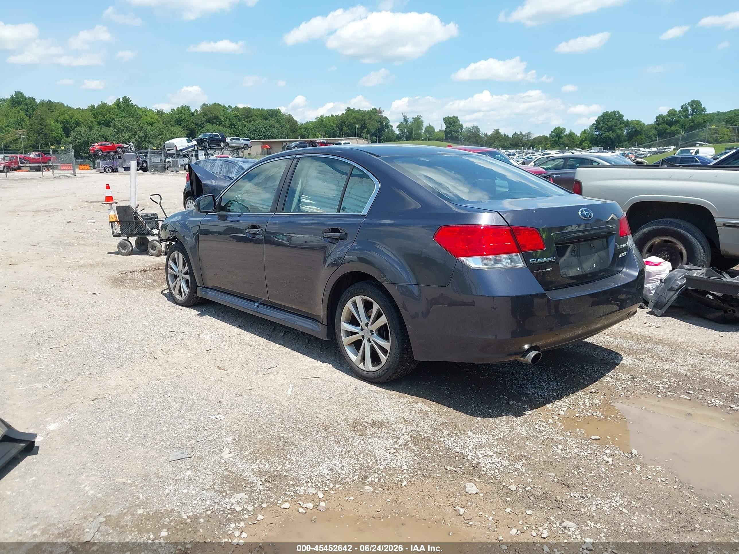 2013 Subaru Legacy 2.5i Premium Gray vin: 4S3BMBC68D3028061