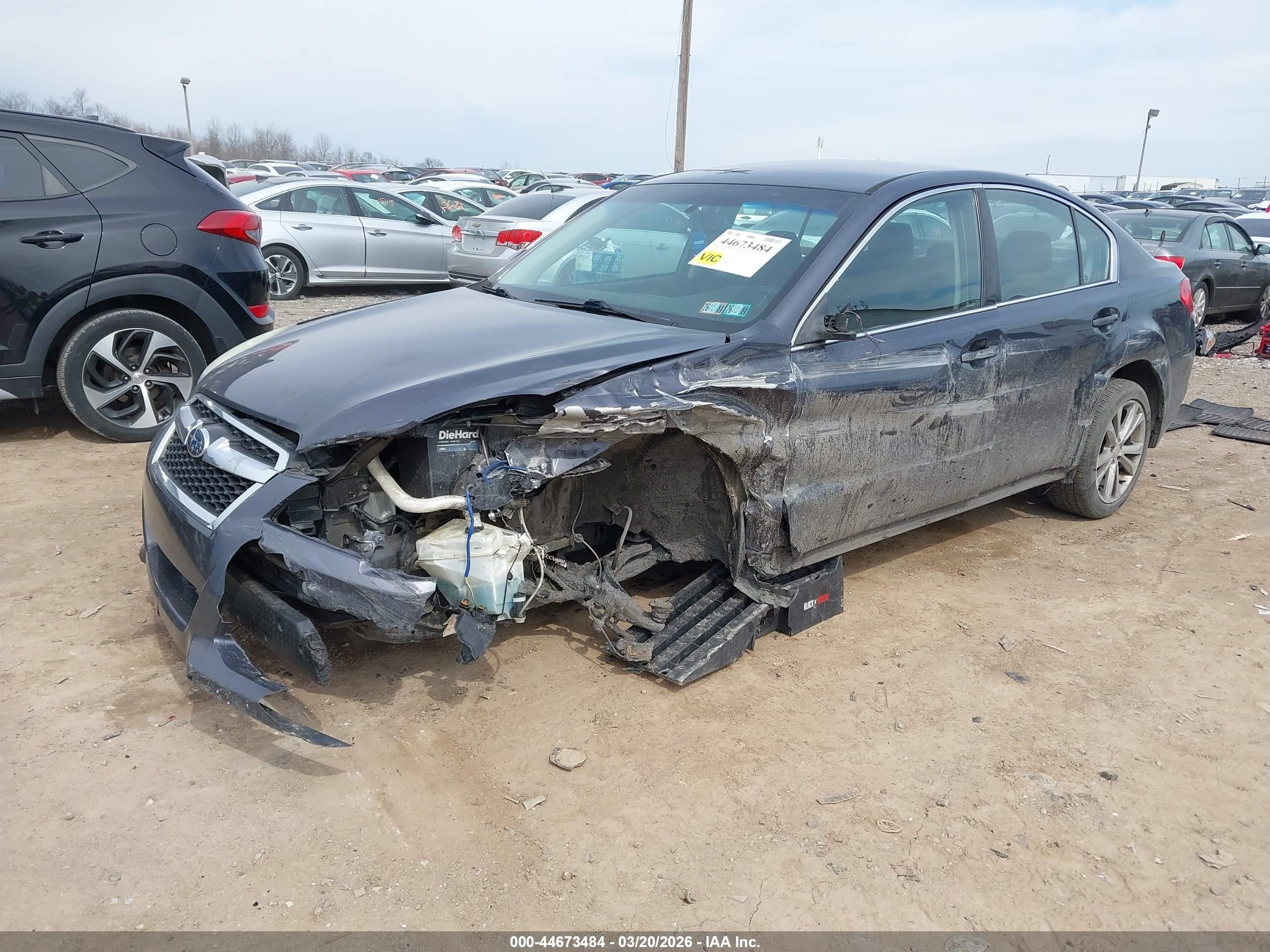 2013 Subaru Legacy 2.5i Premium Серый vin: 4S3BMBC68D3038864