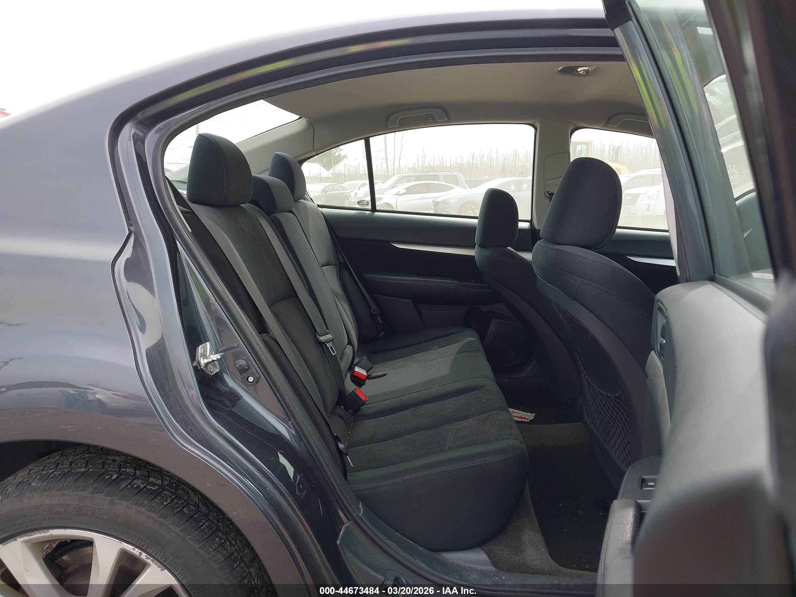 2013 Subaru Legacy 2.5i Premium Серый vin: 4S3BMBC68D3038864