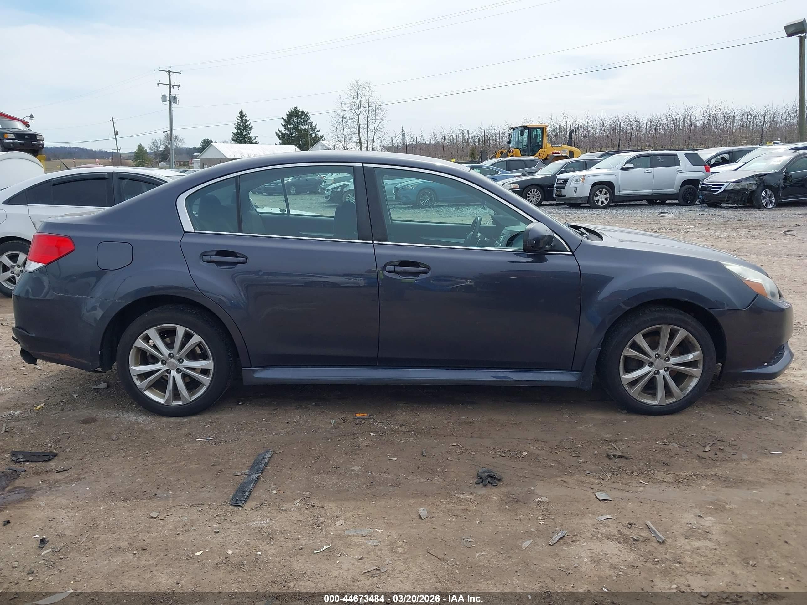 2013 Subaru Legacy 2.5i Premium Серый vin: 4S3BMBC68D3038864