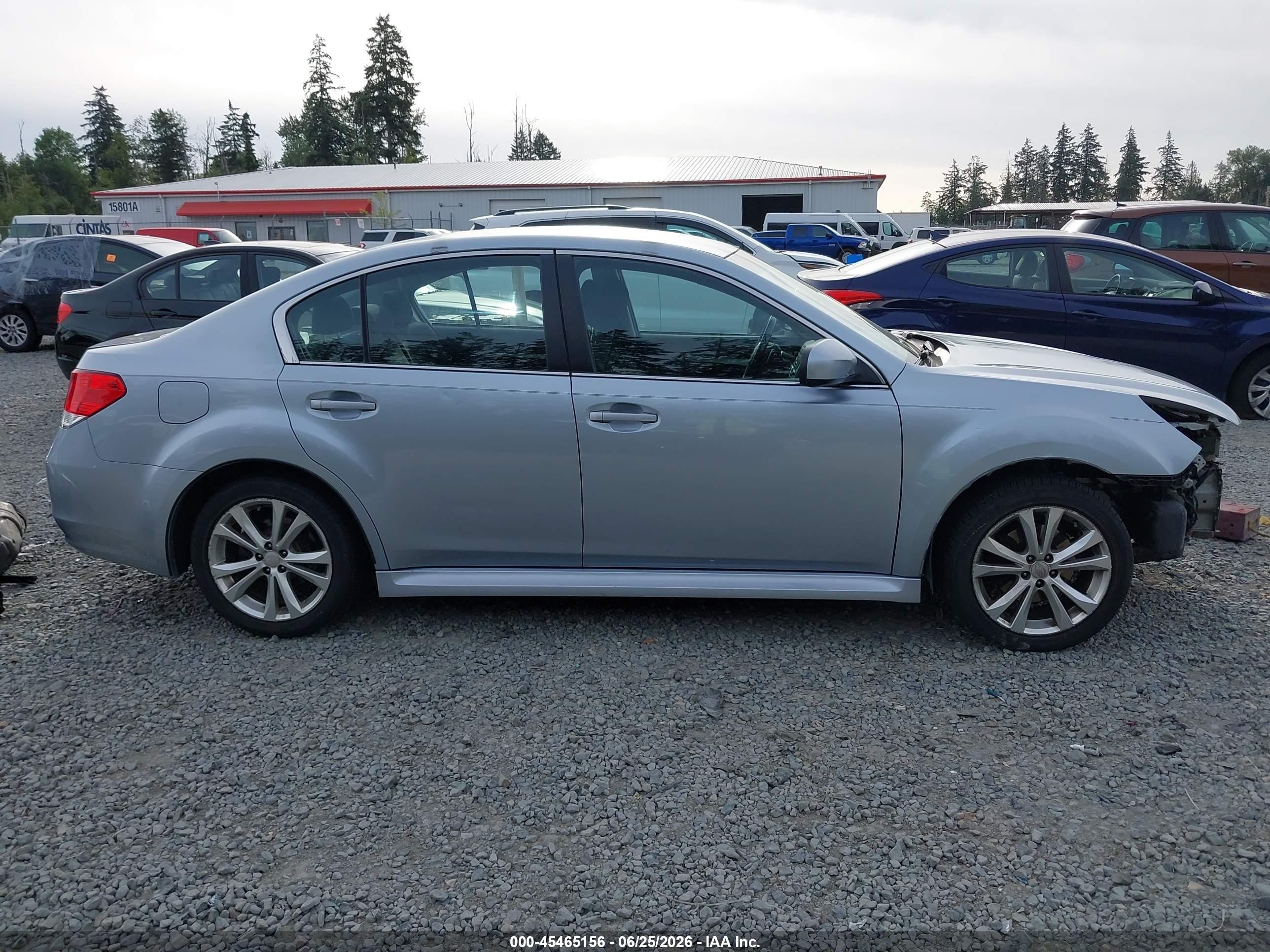 2013 Subaru Legacy 2.5i Premium Silver vin: 4S3BMBC68D3048178