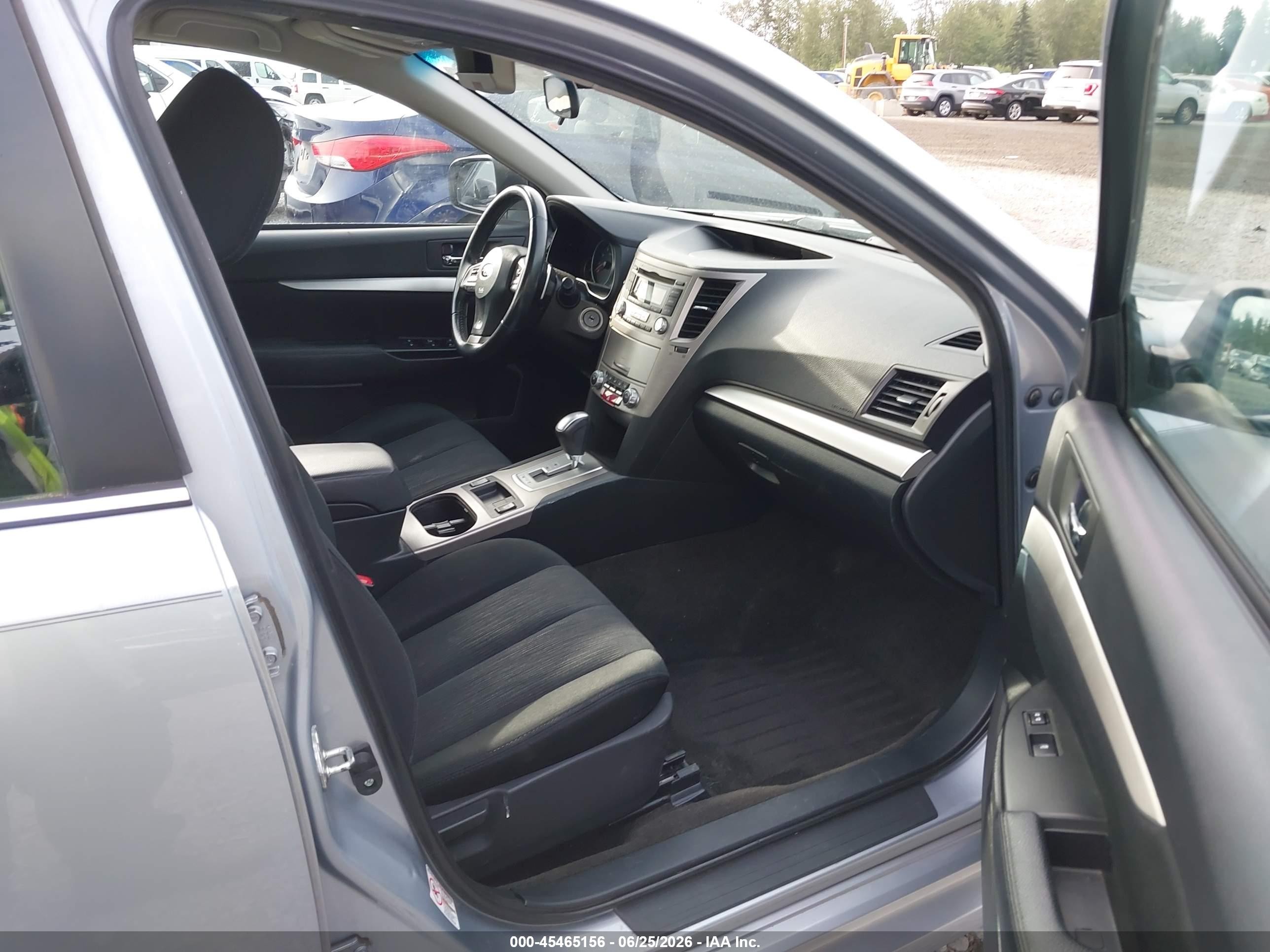 2013 Subaru Legacy 2.5i Premium Silver vin: 4S3BMBC68D3048178