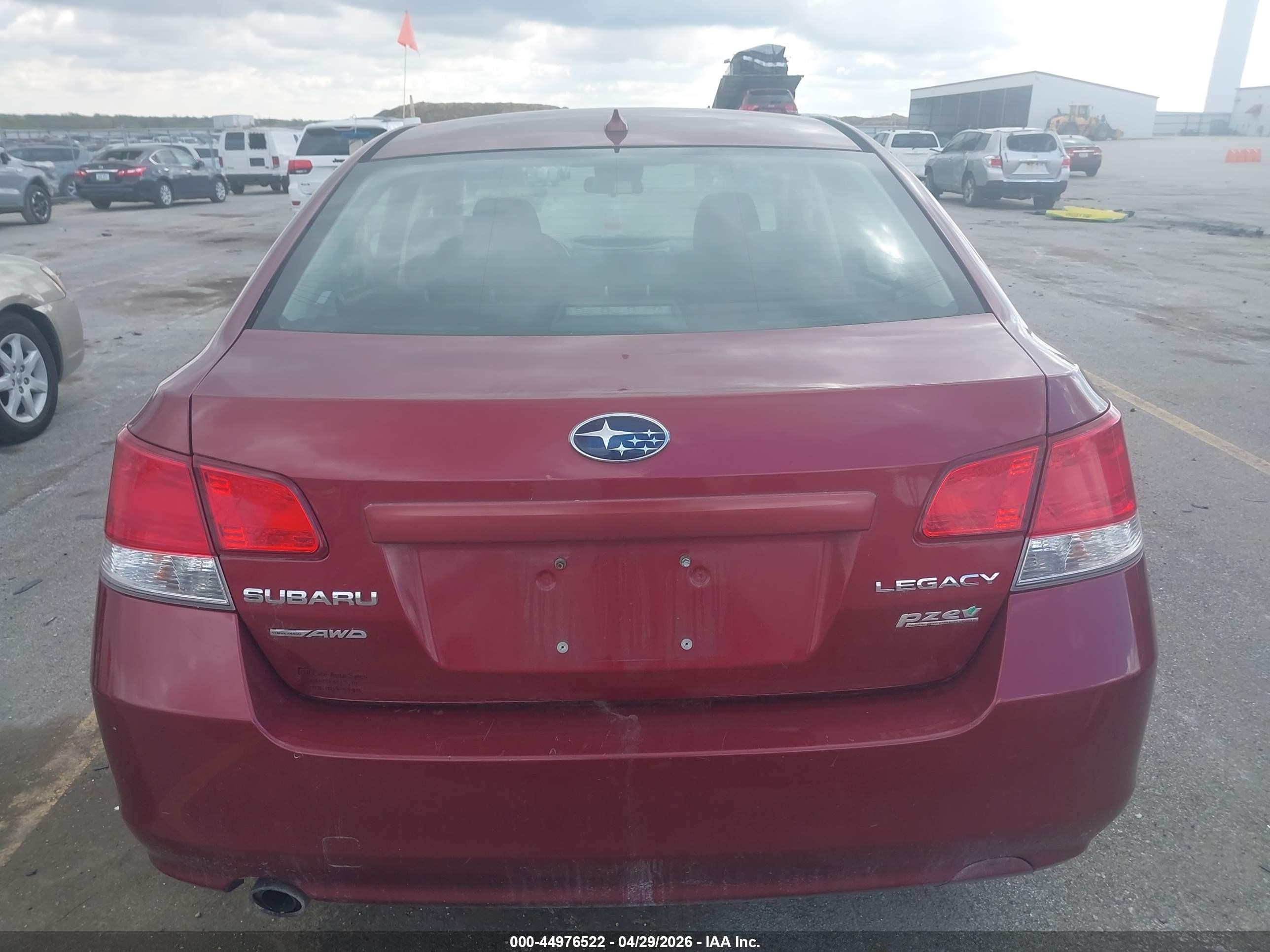 2014 Subaru Legacy 2.5i Premium Maroon vin: 4S3BMBC68E3024884